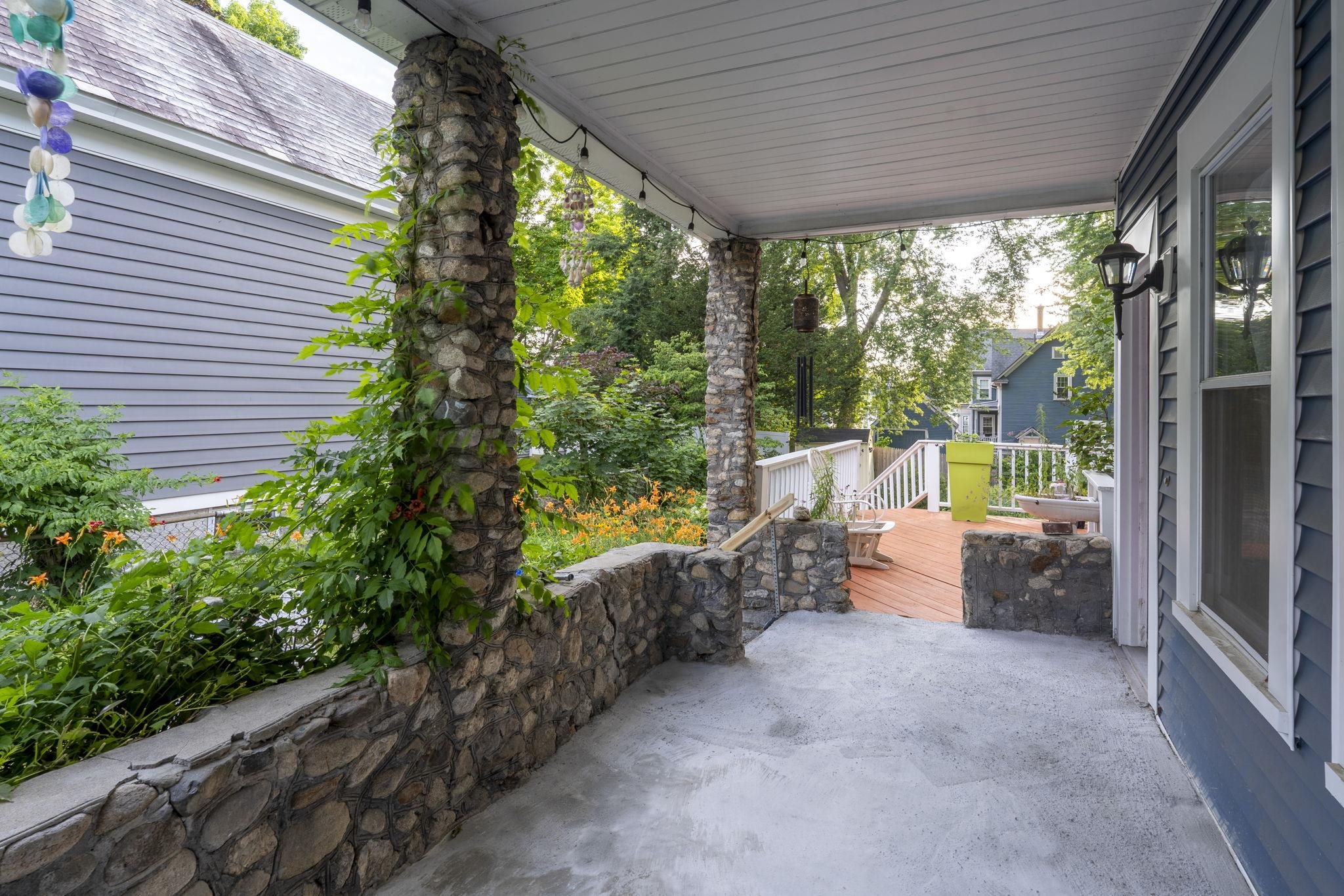414 Walnut Street Property Photo 8