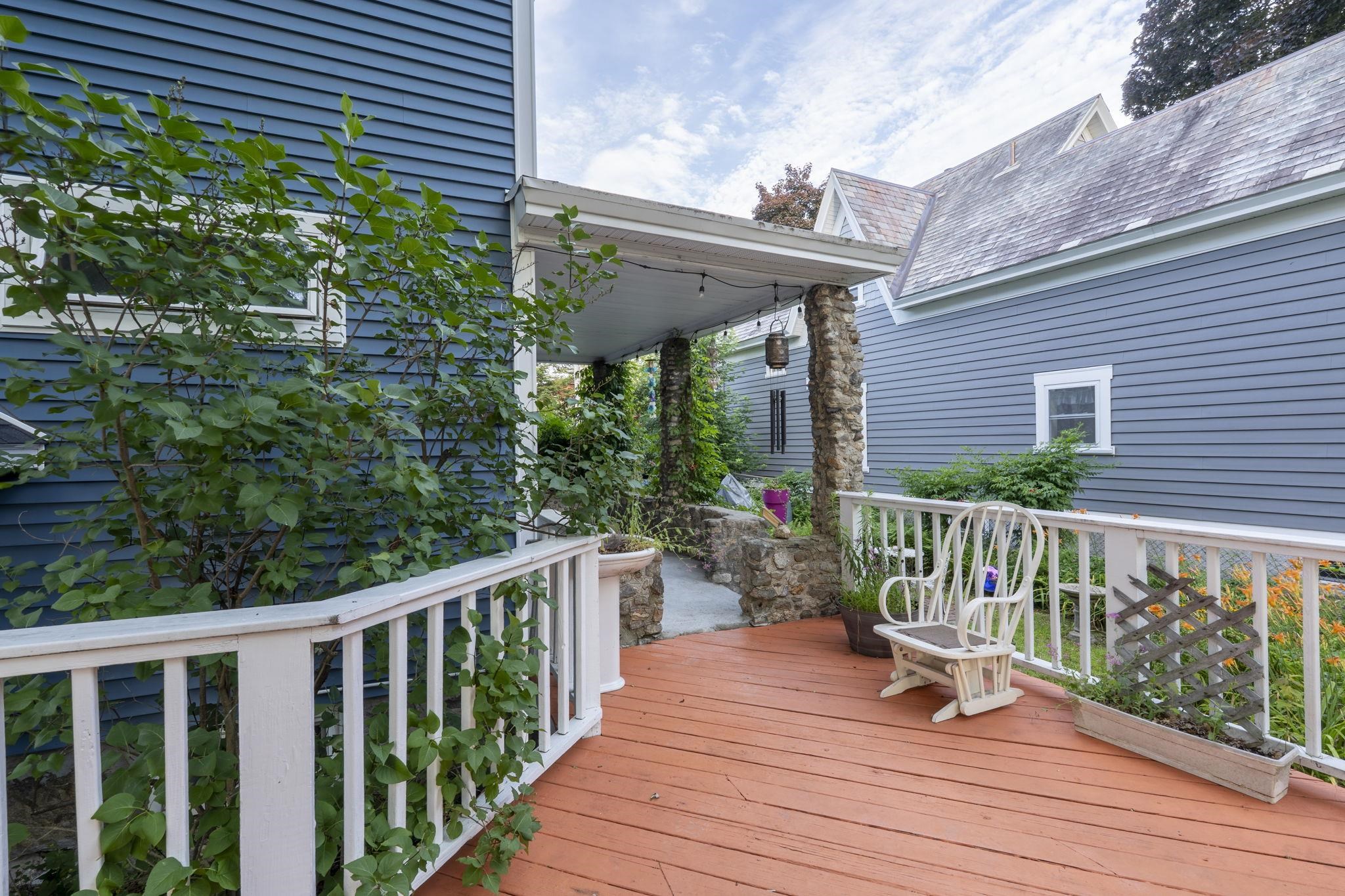 414 Walnut Street Property Photo 11