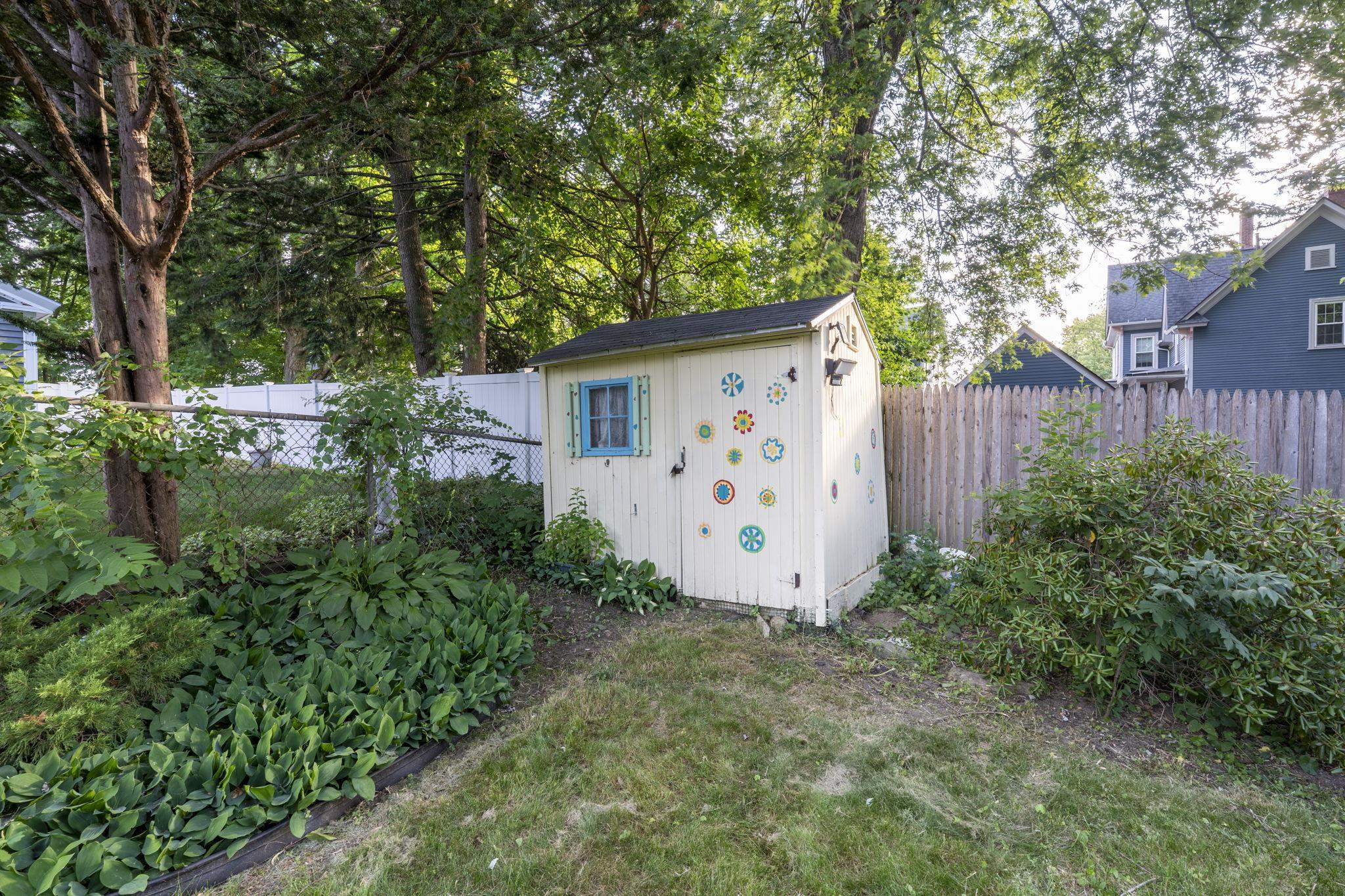414 Walnut Street Property Photo 12