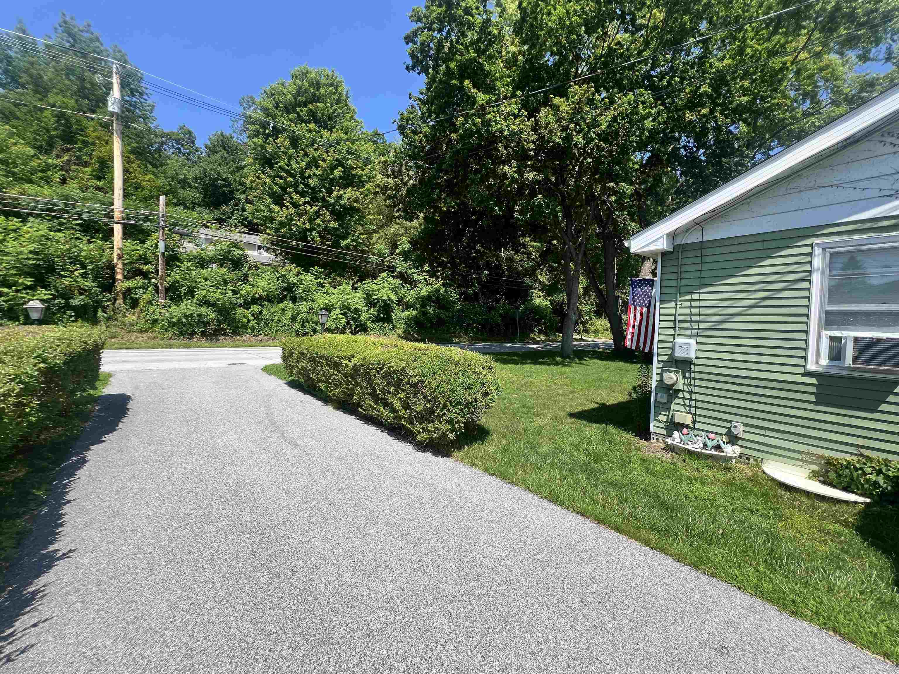 140 Dorr Drive Property Photo 3