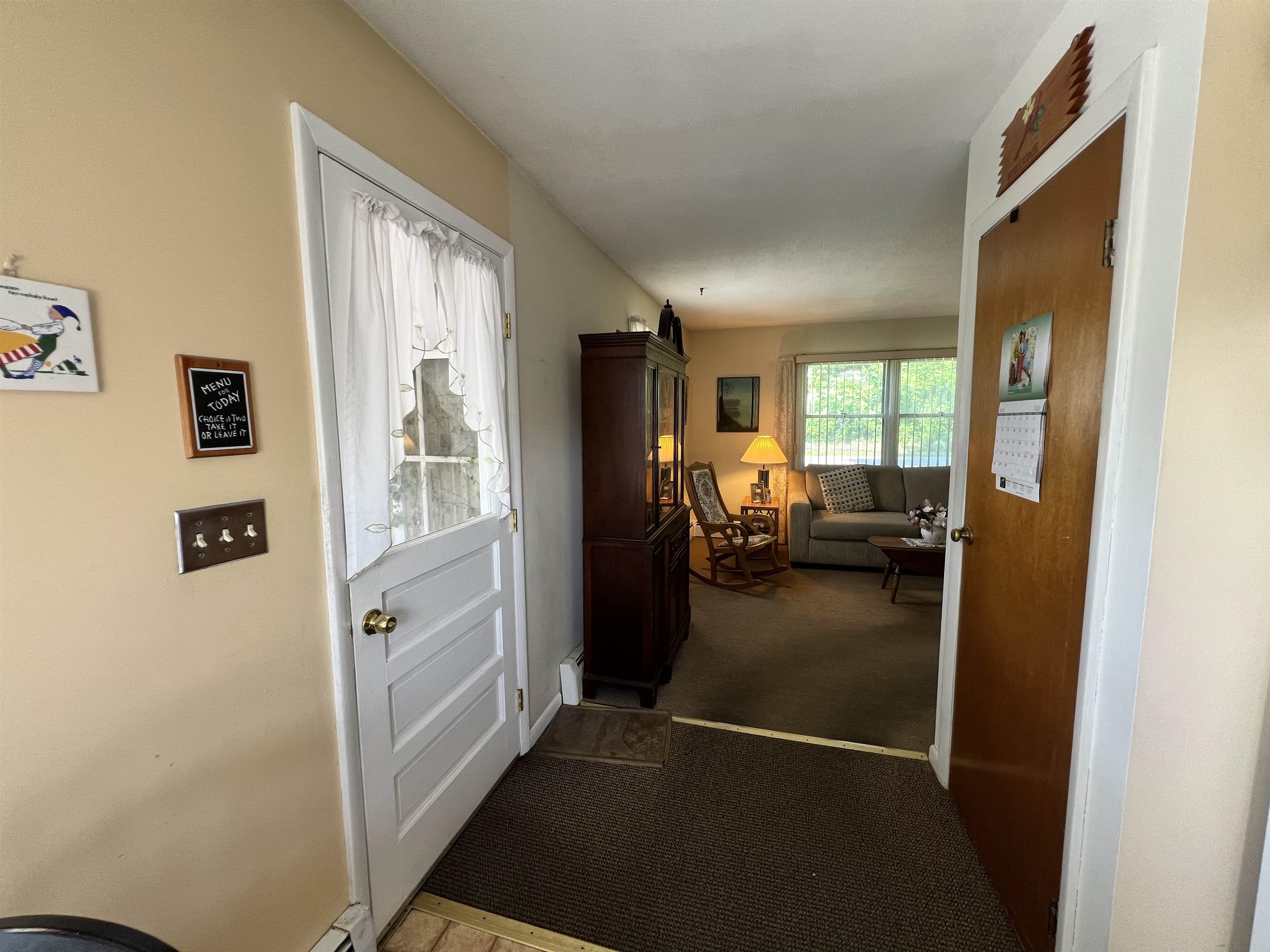 140 Dorr Drive Property Photo 8