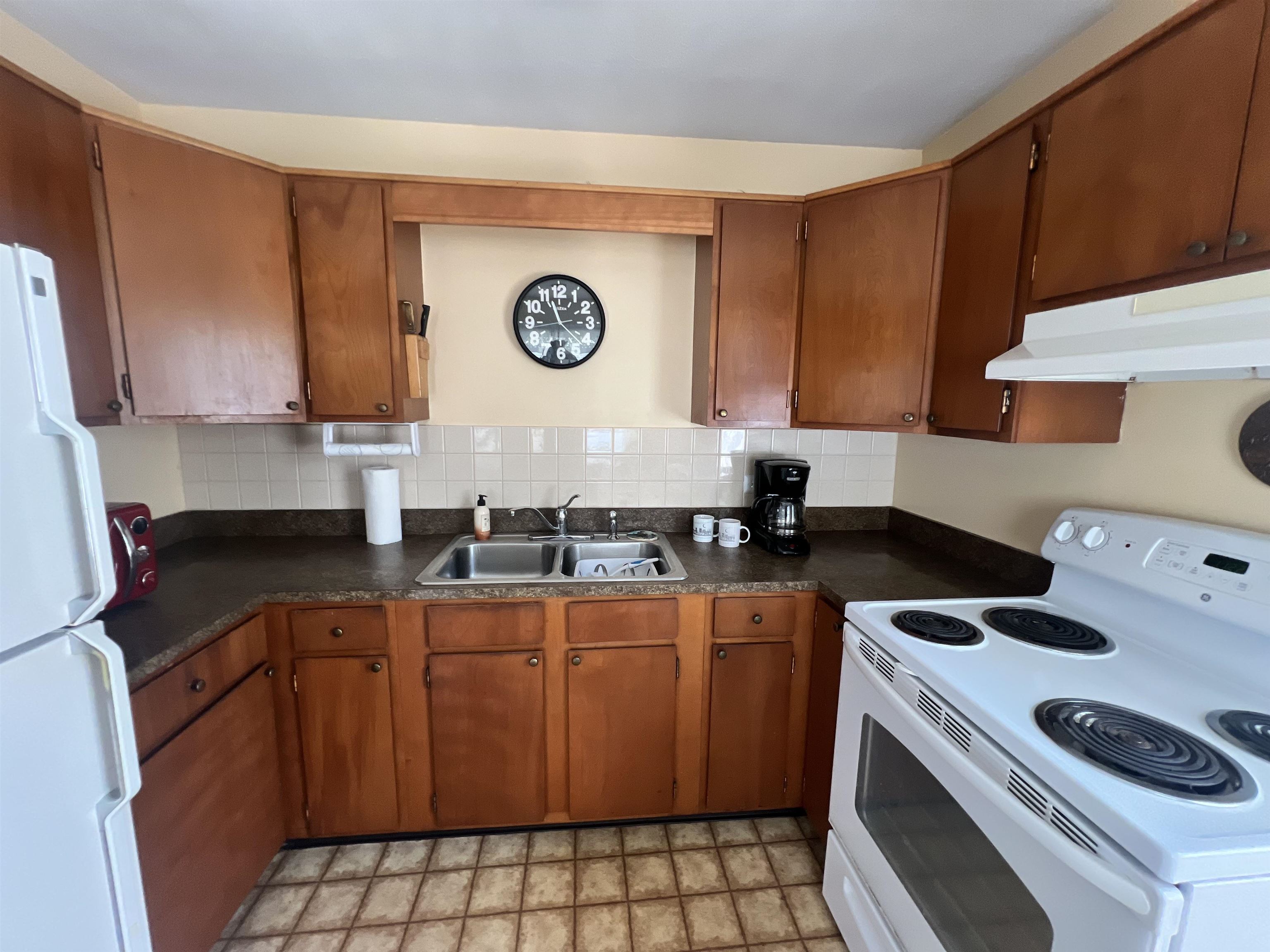 140 Dorr Drive Property Photo 13