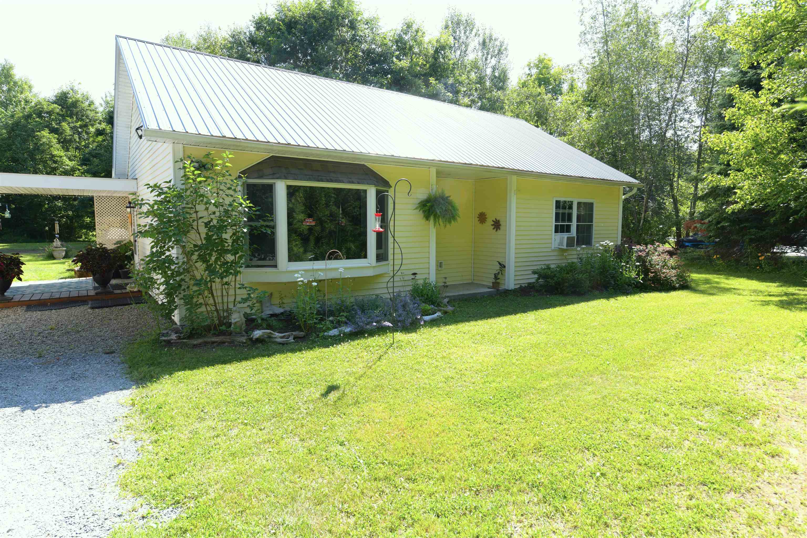 95 Gilly Drive Property Photo 2