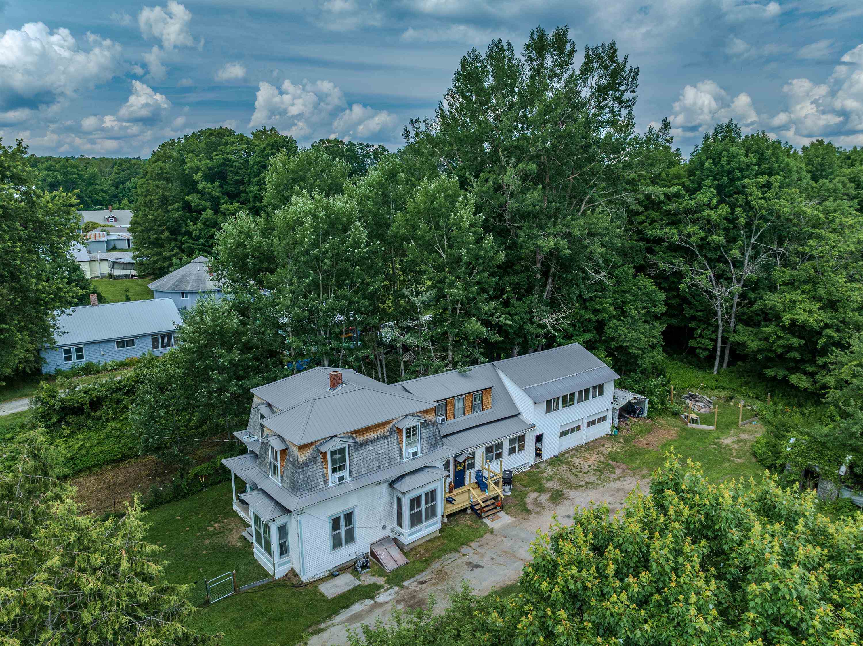 59 S. Lunenburg Road Property Photo 2