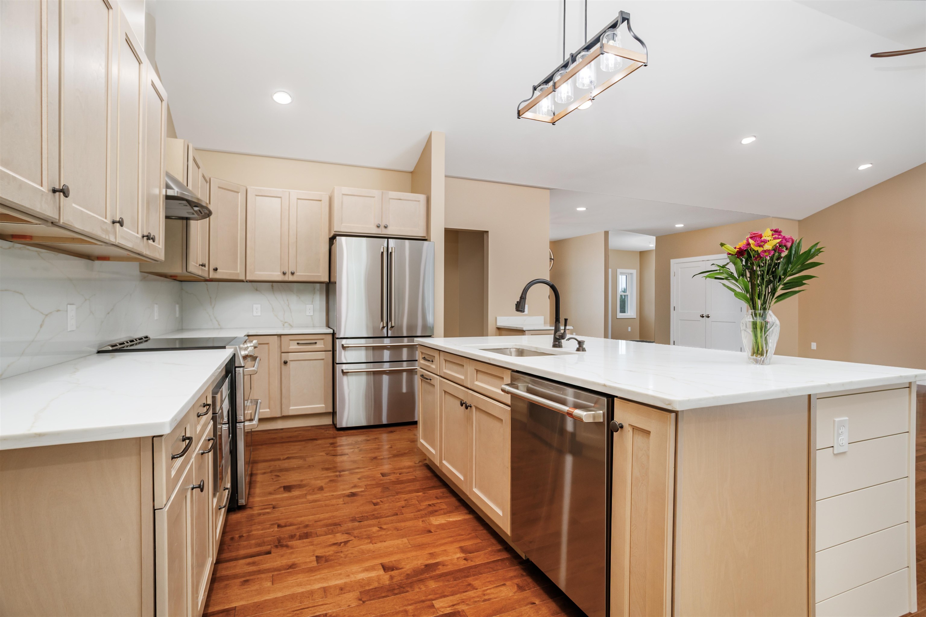2 Elm Street Property Photo 1