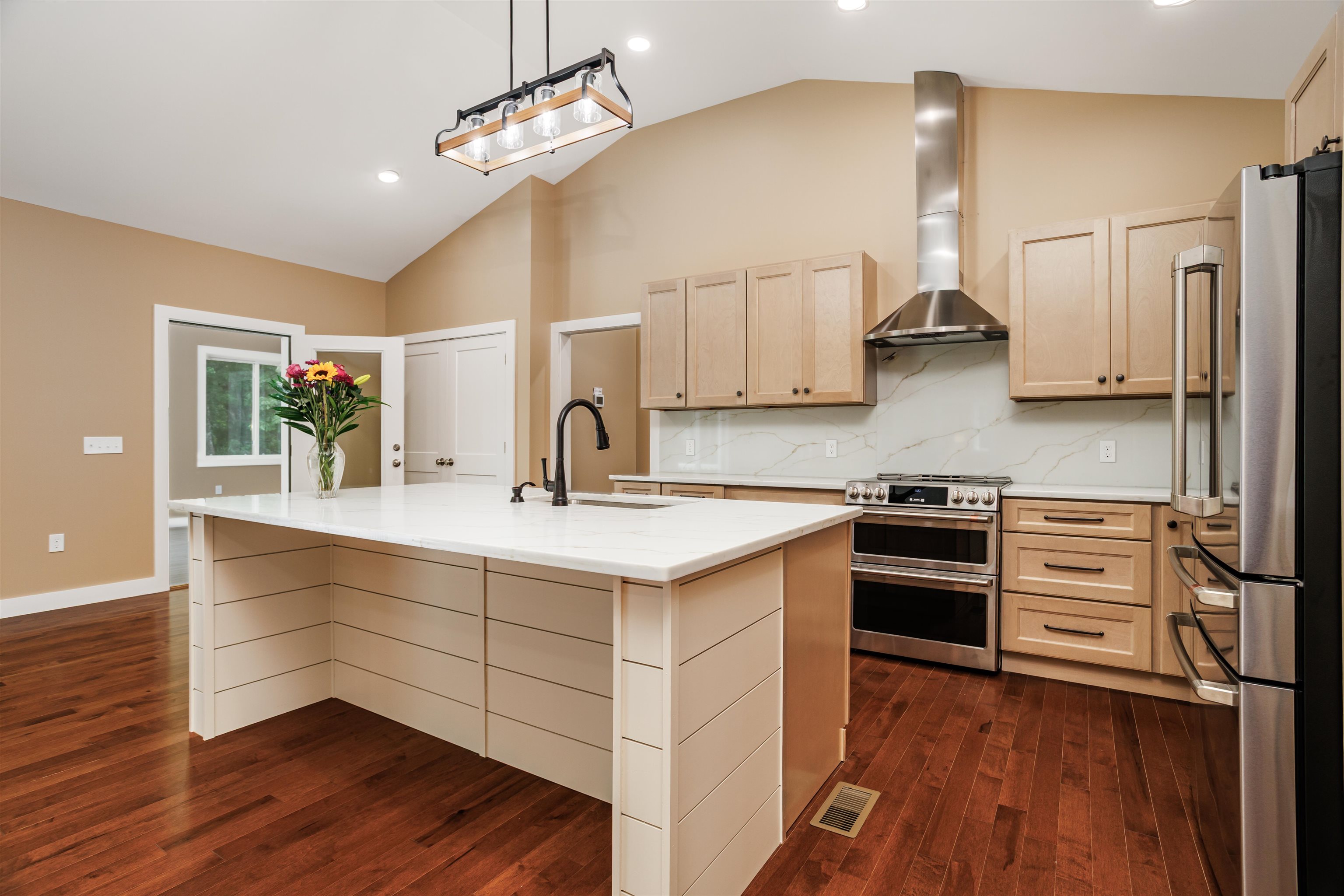 2 Elm Street Property Photo 13