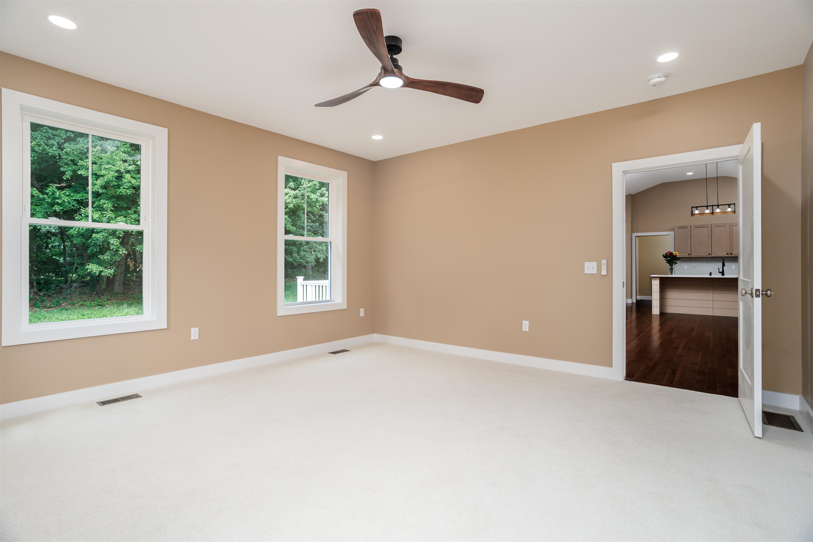 2 Elm Street Property Photo 20