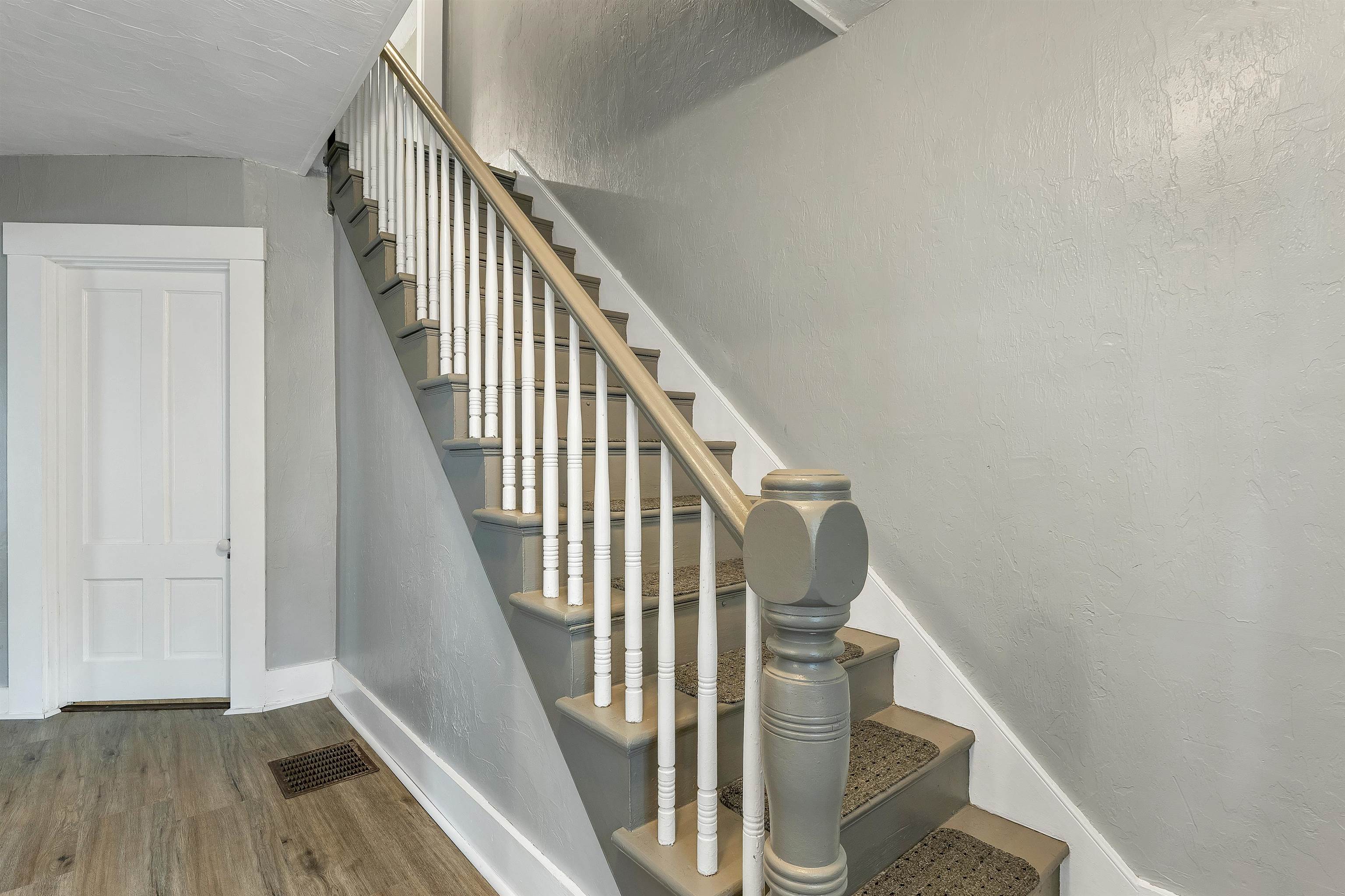 102 Franklin Street Property Photo 13