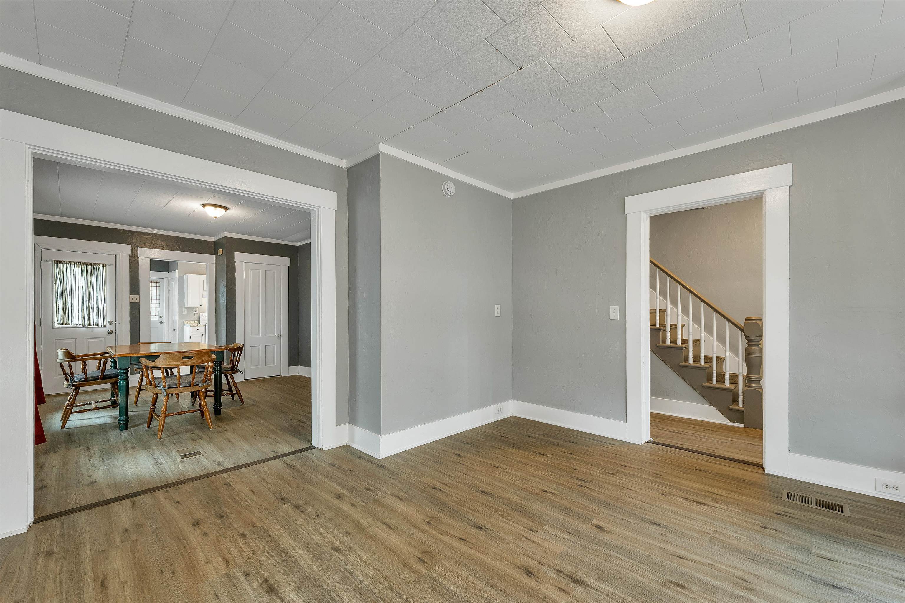 102 Franklin Street Property Photo 14