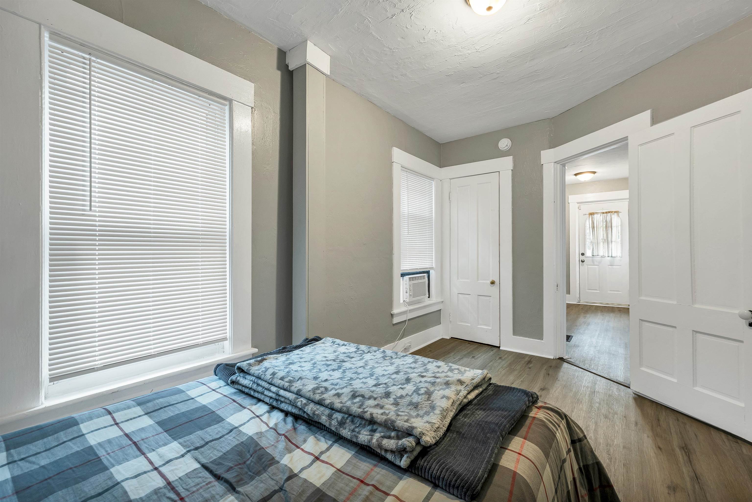 102 Franklin Street Property Photo 27