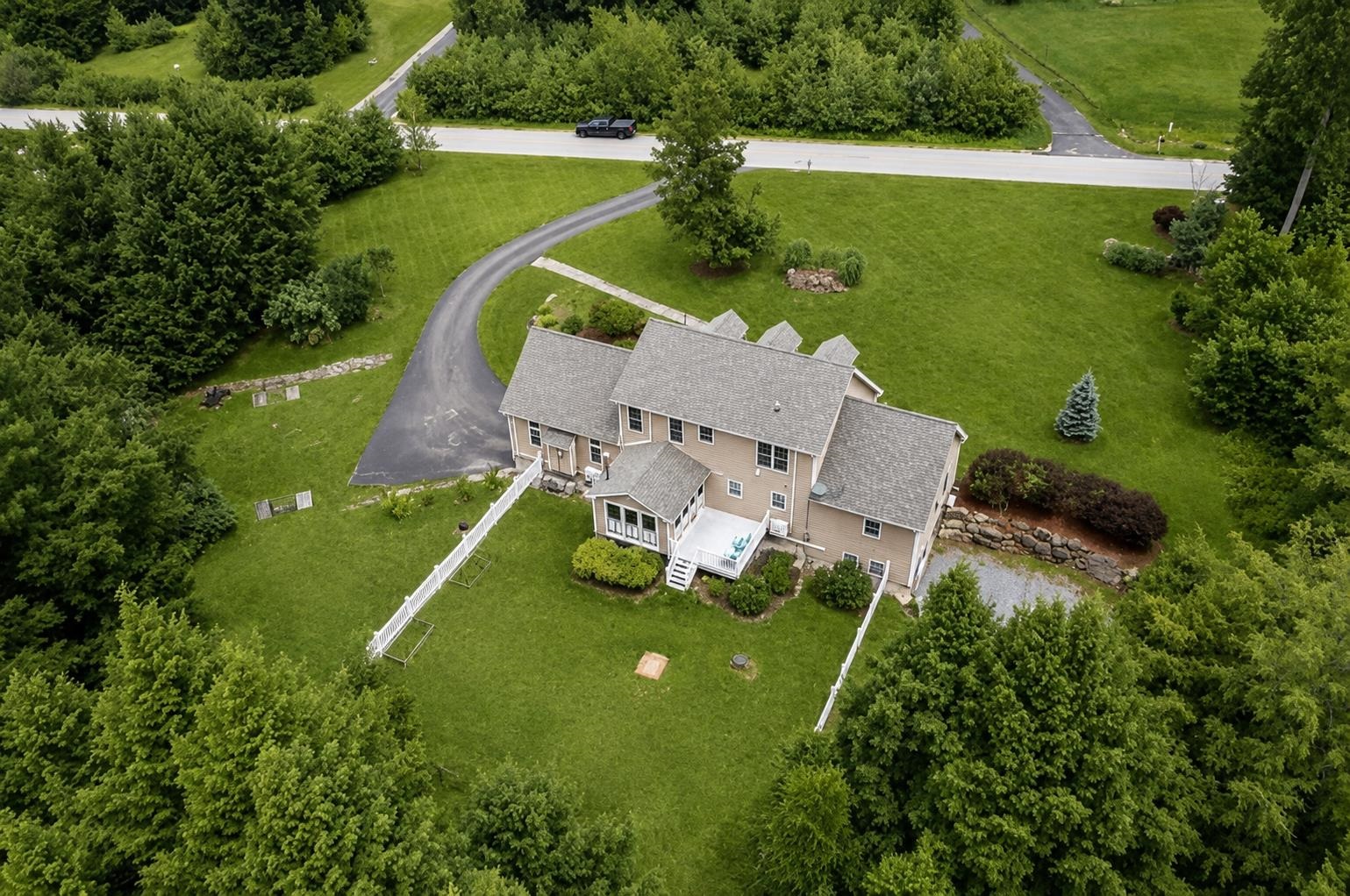 62 Monadnock Lane Property Photo 7
