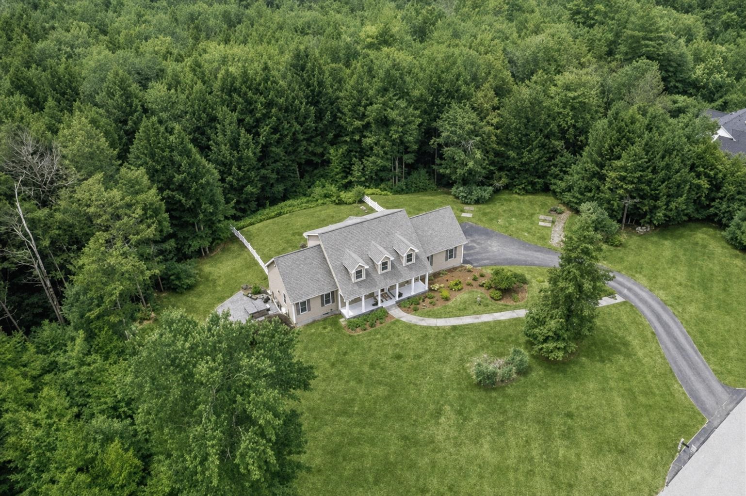 62 Monadnock Lane Property Photo 8