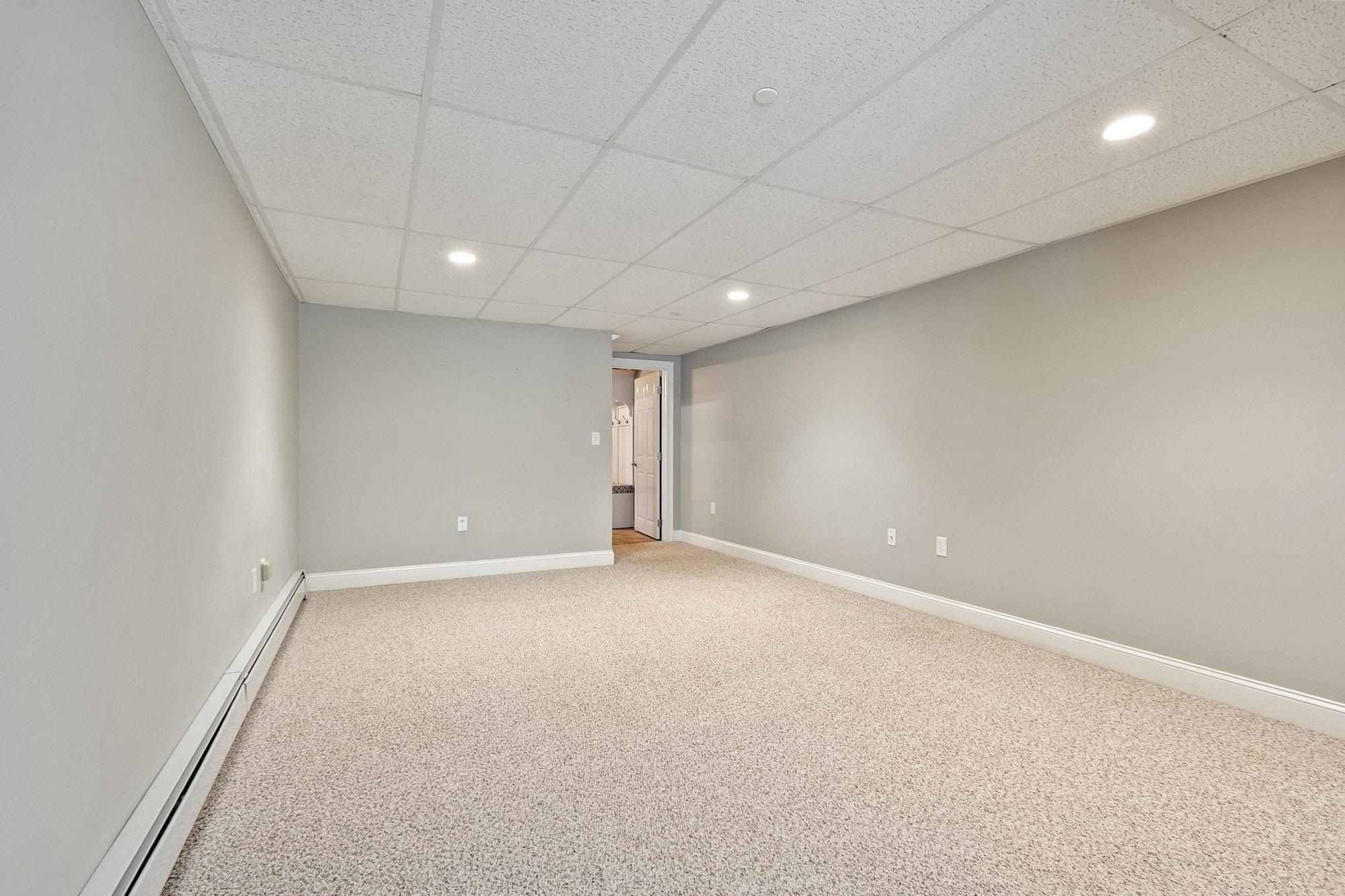 62 Monadnock Lane Property Photo 46