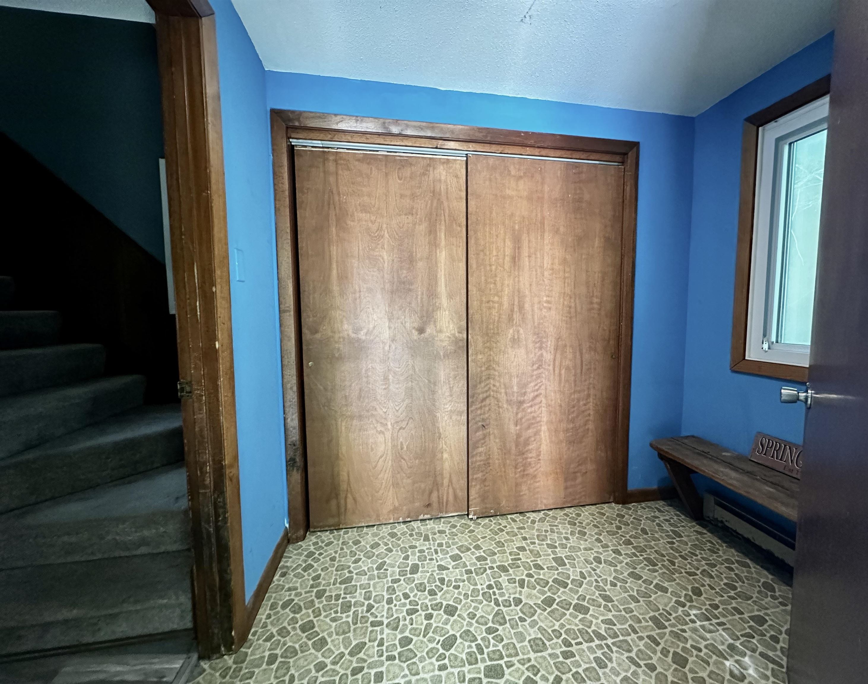 9 Crestbrook Place Property Photo 2
