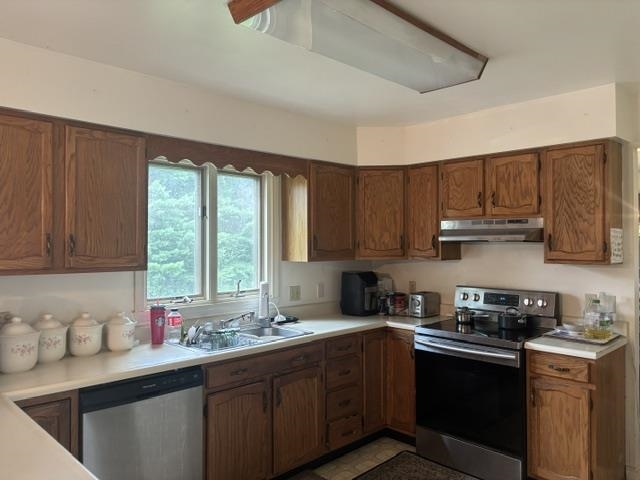 250 Isham Circle Property Photo 8
