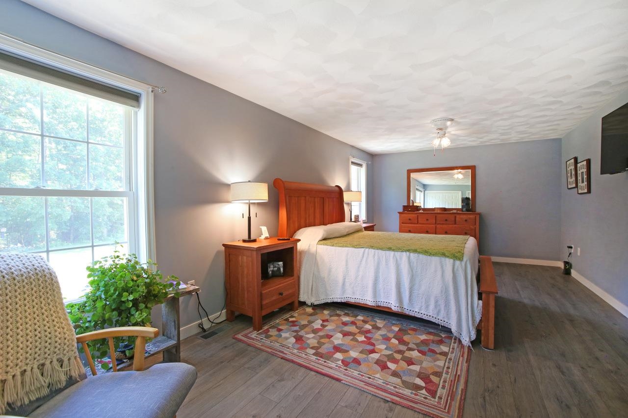 8 Royal Lane Property Photo 40