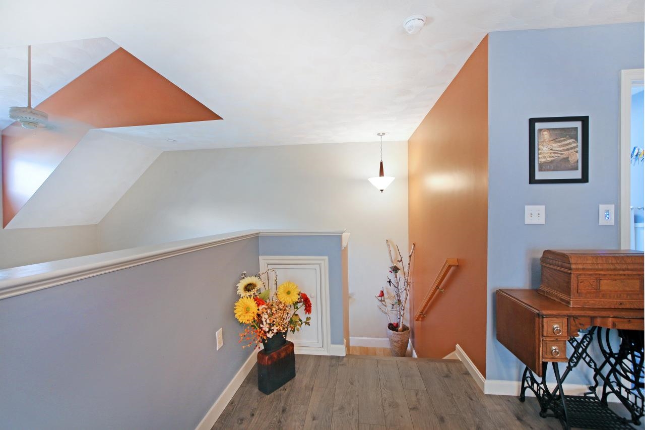 8 Royal Lane Property Photo 44