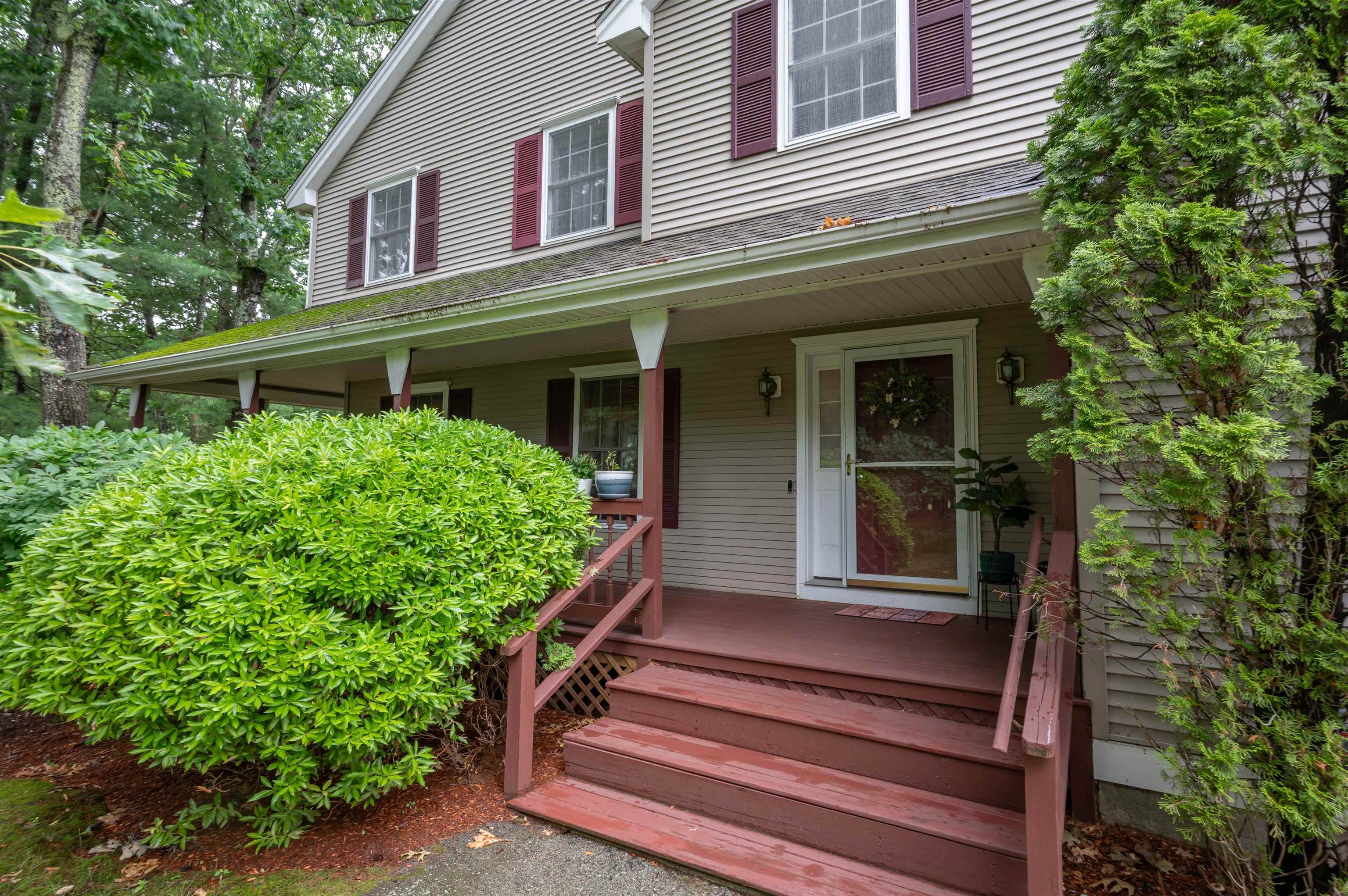 10 Castlegate Way Property Photo 1