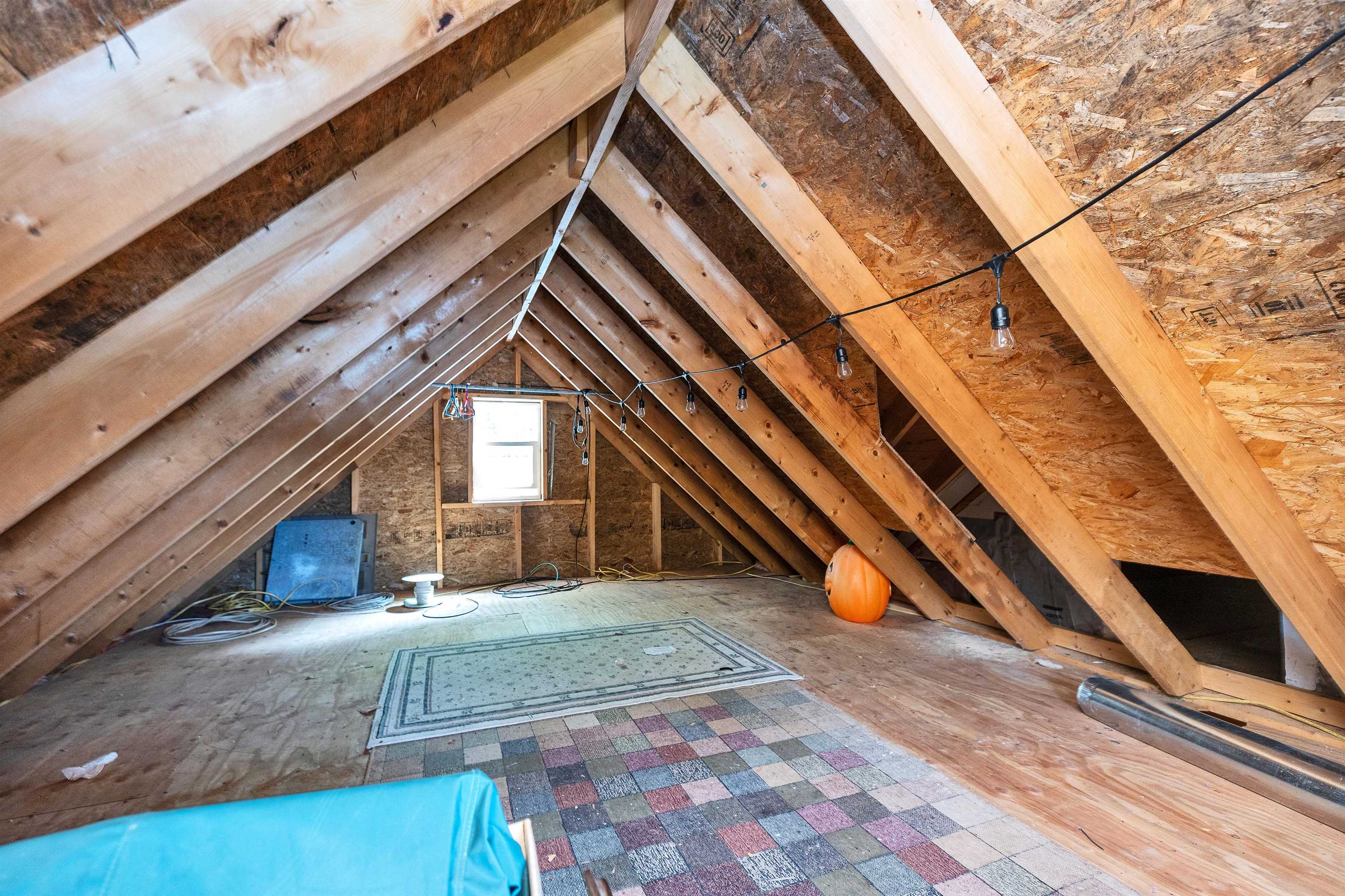 143 Lower Pratt Pond Road Property Photo 17