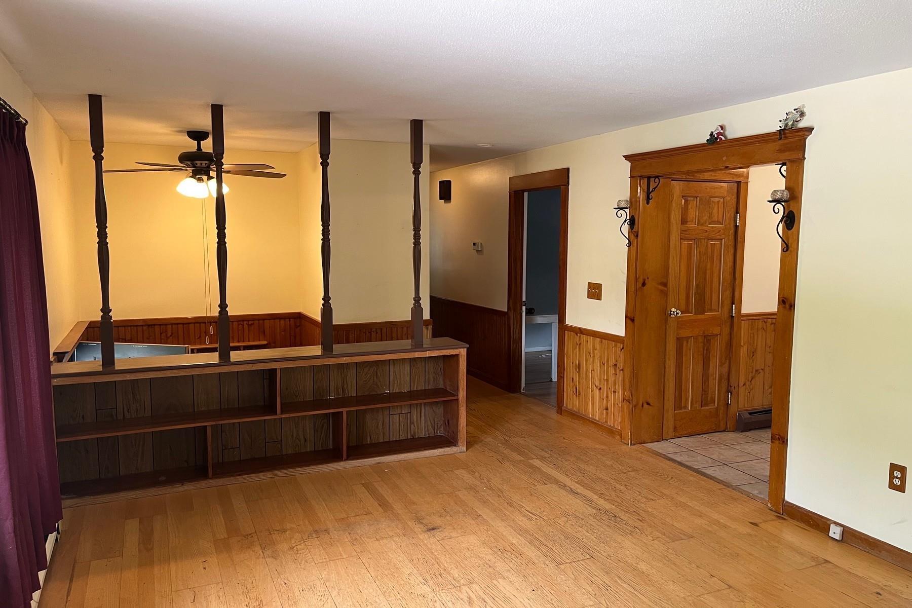 168 Lincoln Avenue Property Photo 7