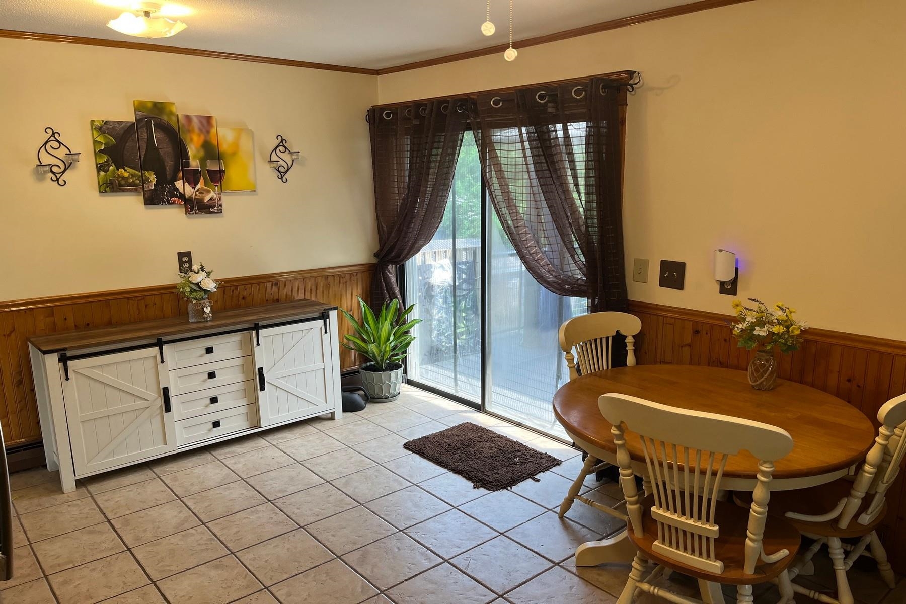 168 Lincoln Avenue Property Photo 14