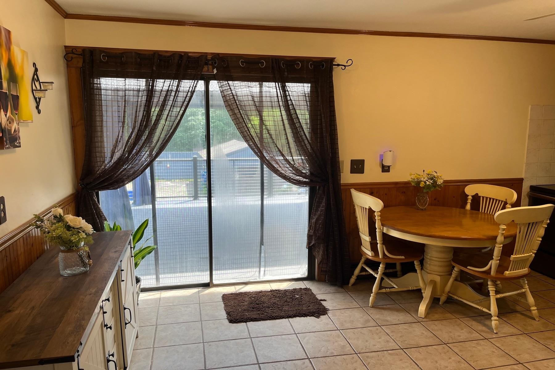 168 Lincoln Avenue Property Photo 15