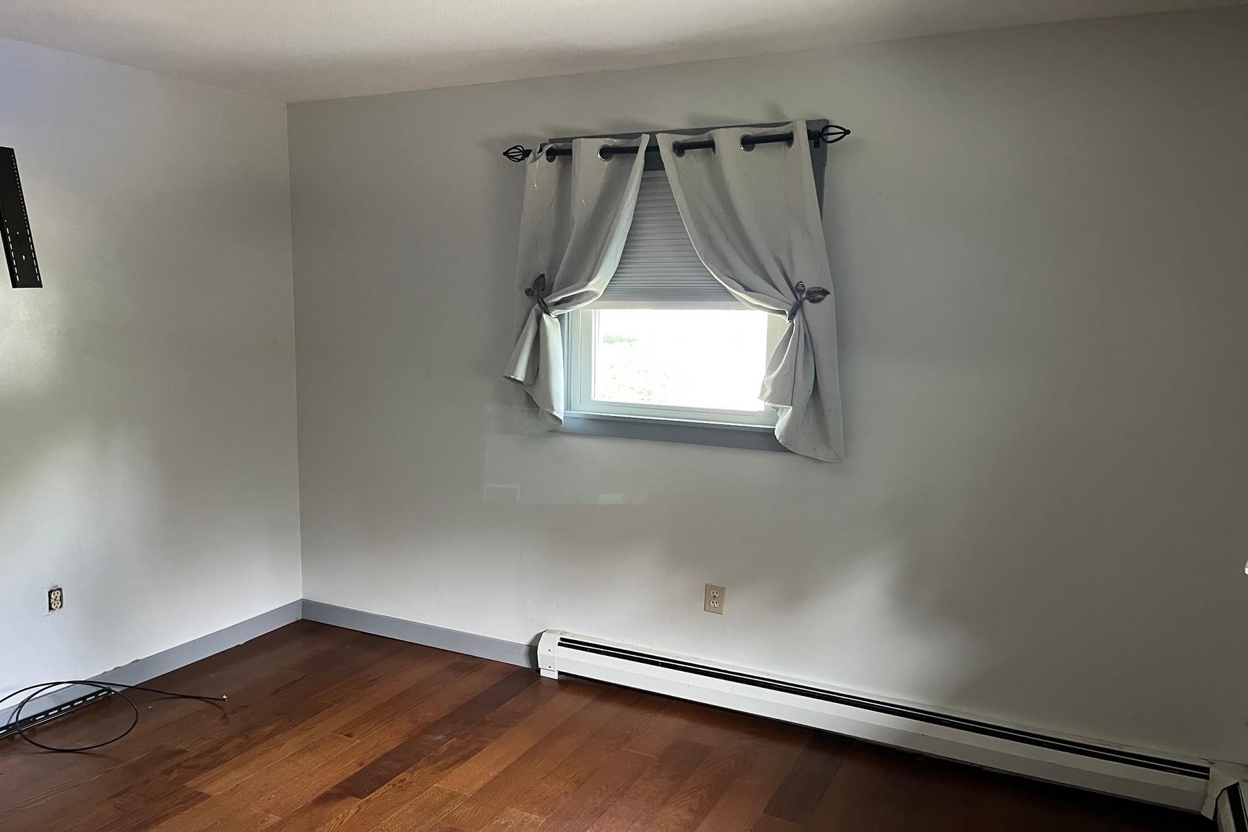168 Lincoln Avenue Property Photo 18