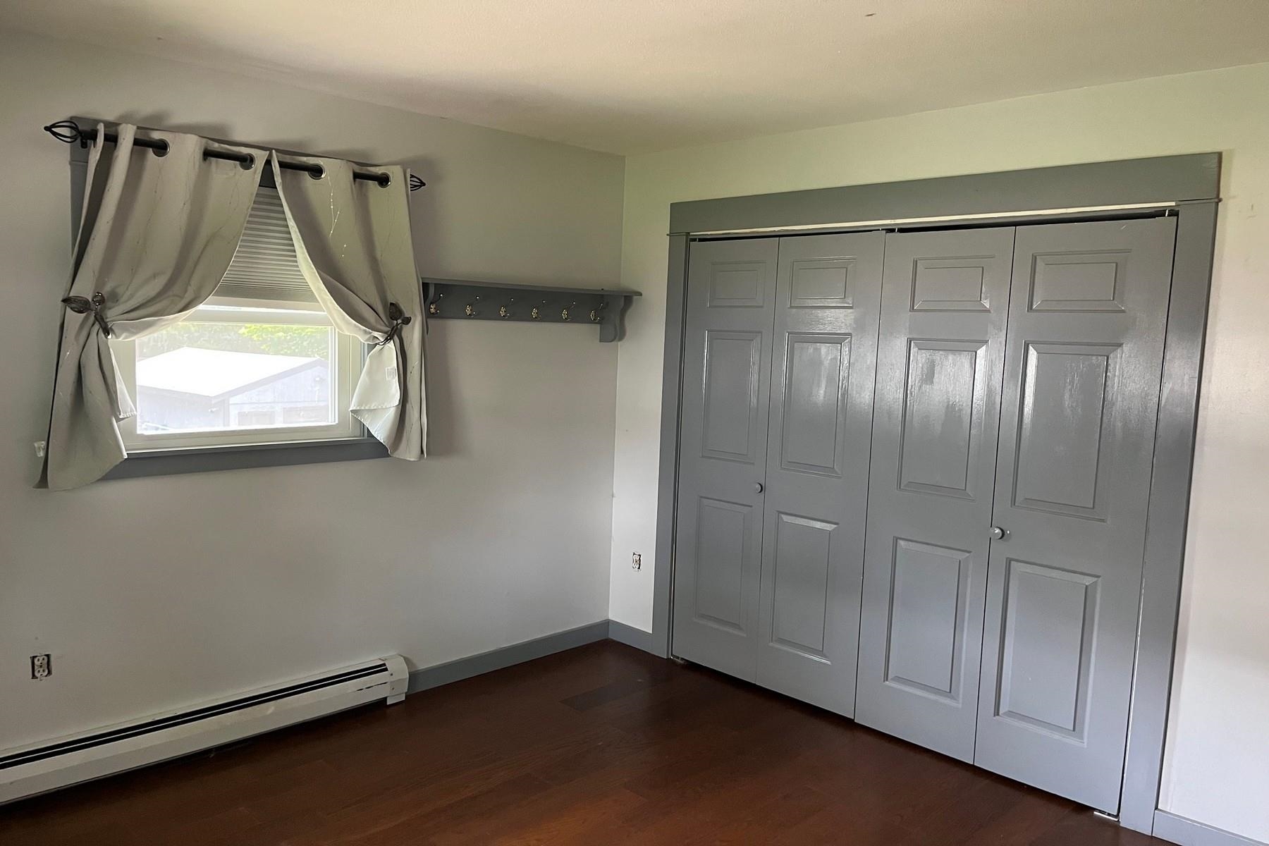 168 Lincoln Avenue Property Photo 19