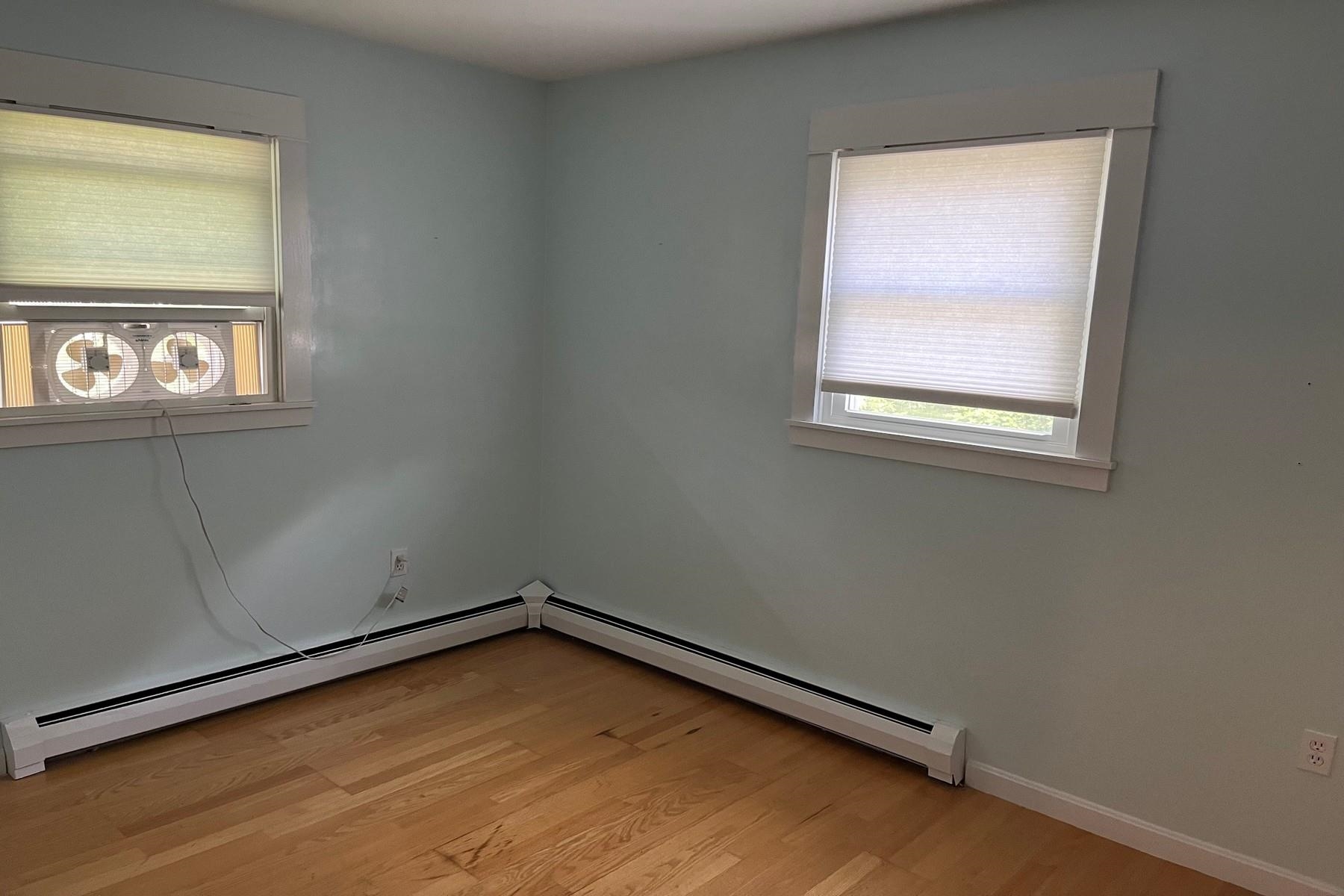 168 Lincoln Avenue Property Photo 20
