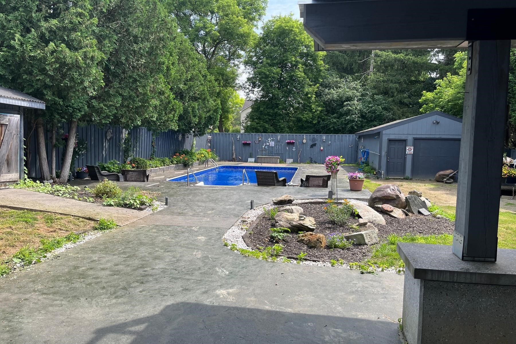 168 Lincoln Avenue Property Photo 26