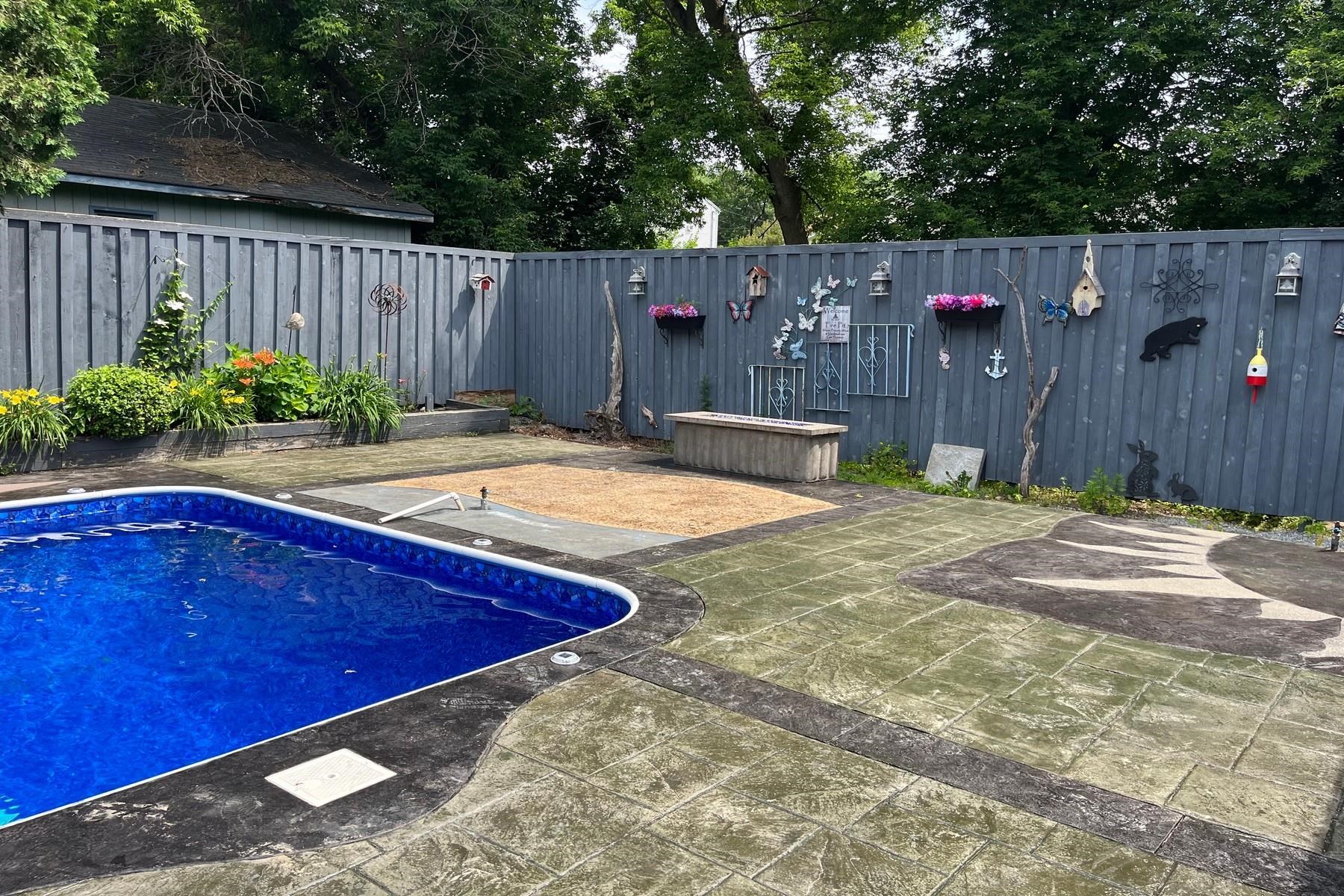 168 Lincoln Avenue Property Photo 32