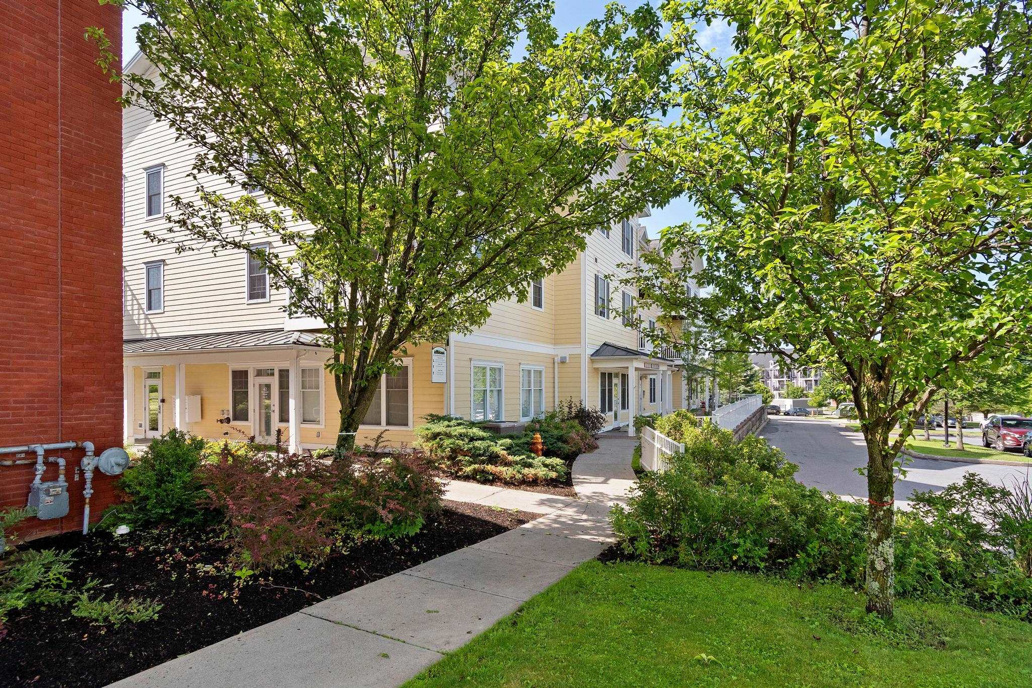 42 Severance Green Property Photo 39