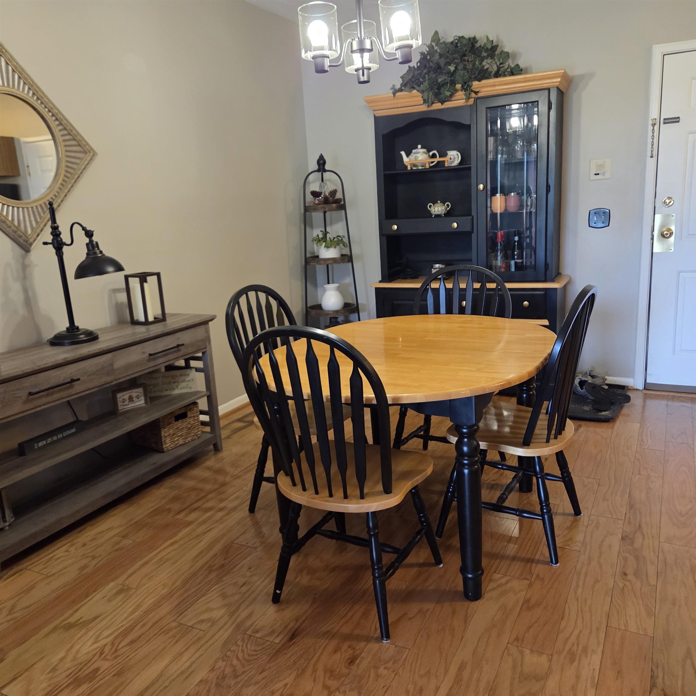 307b Amherst Street Property Photo 2
