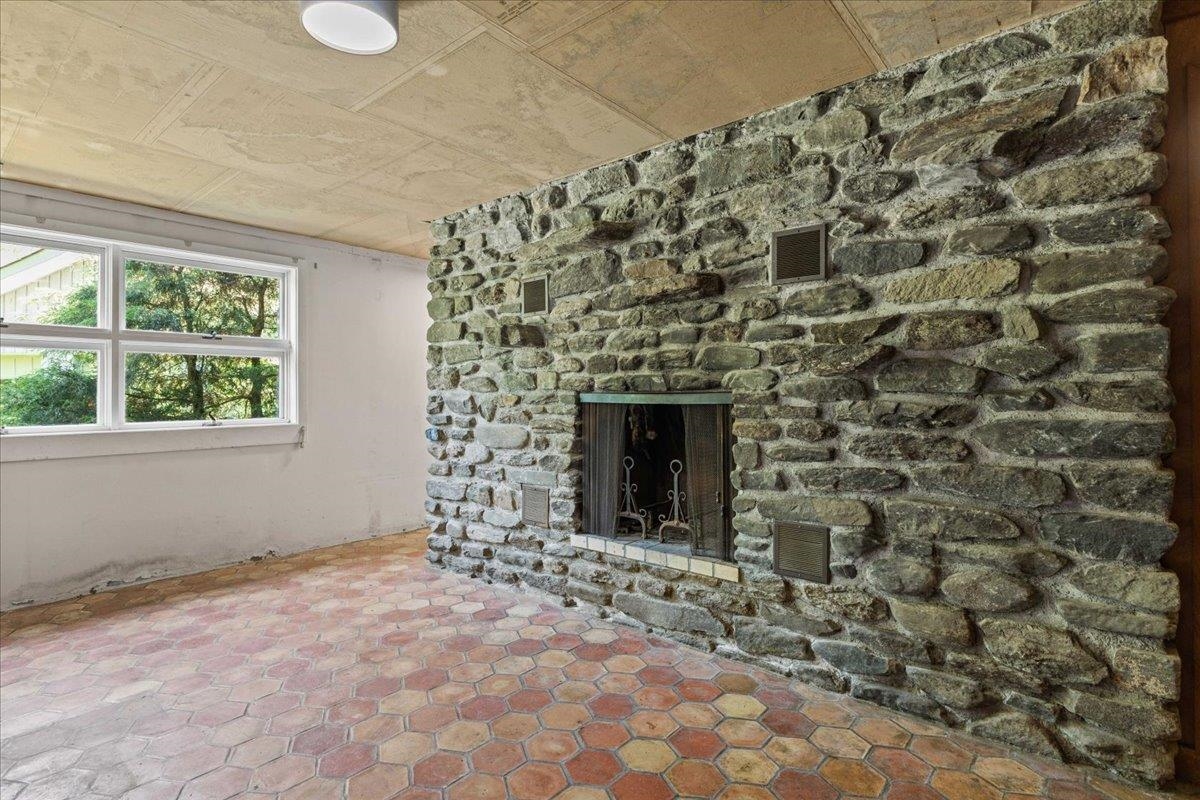 765 Upper Hollow Road Property Photo 34
