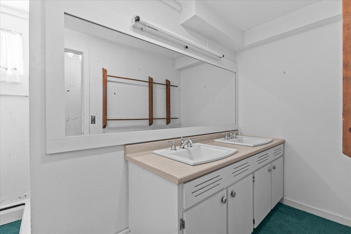 765 Upper Hollow Road Property Photo 43