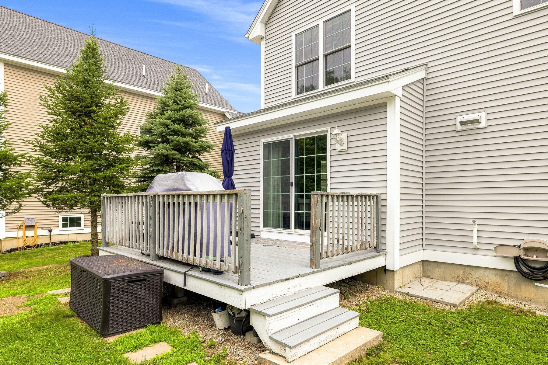 42 Stocklan Circle Property Photo 10