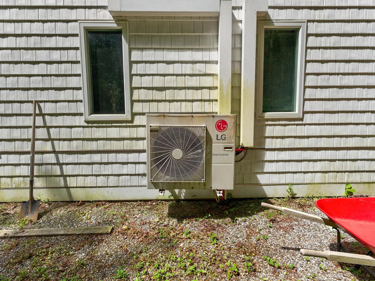 24 Angus Drive Property Photo 35