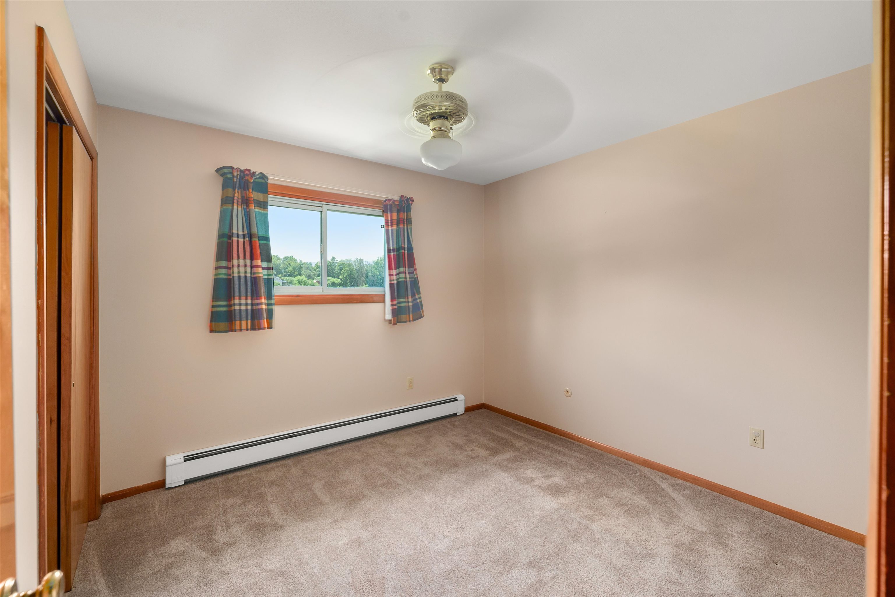 863 Perry Hill Road Property Photo 11