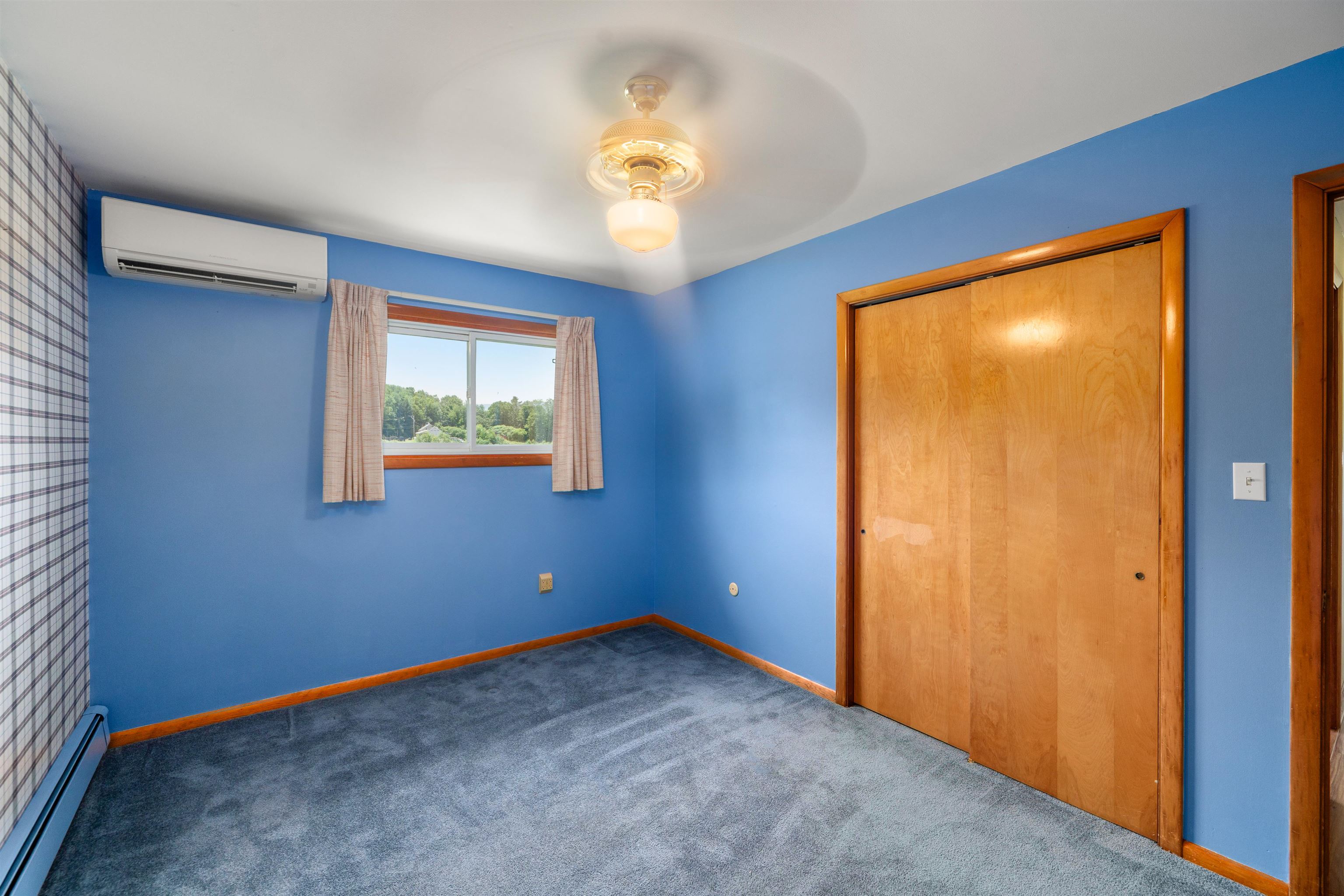863 Perry Hill Road Property Photo 14