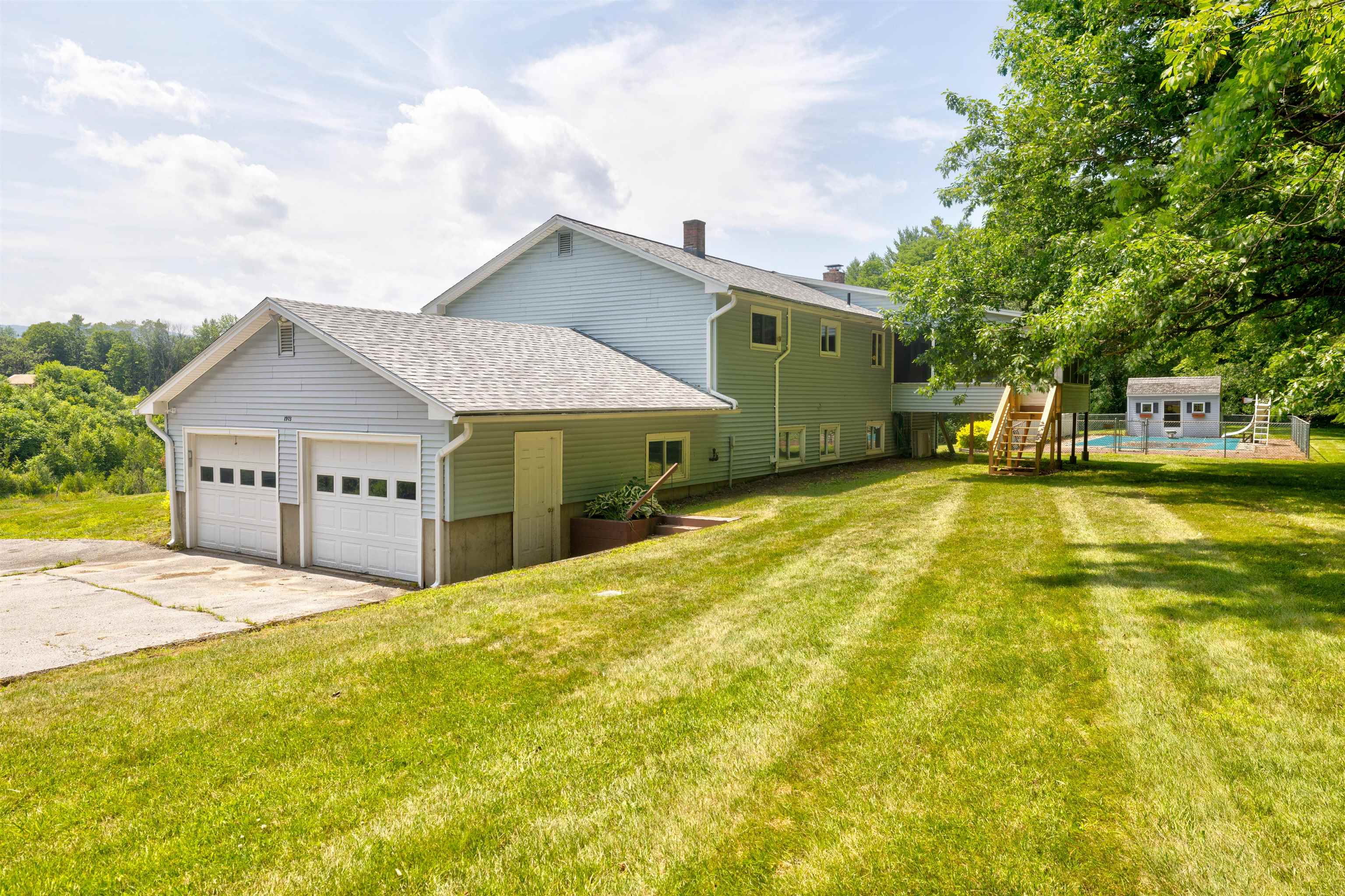 863 Perry Hill Road Property Photo 22
