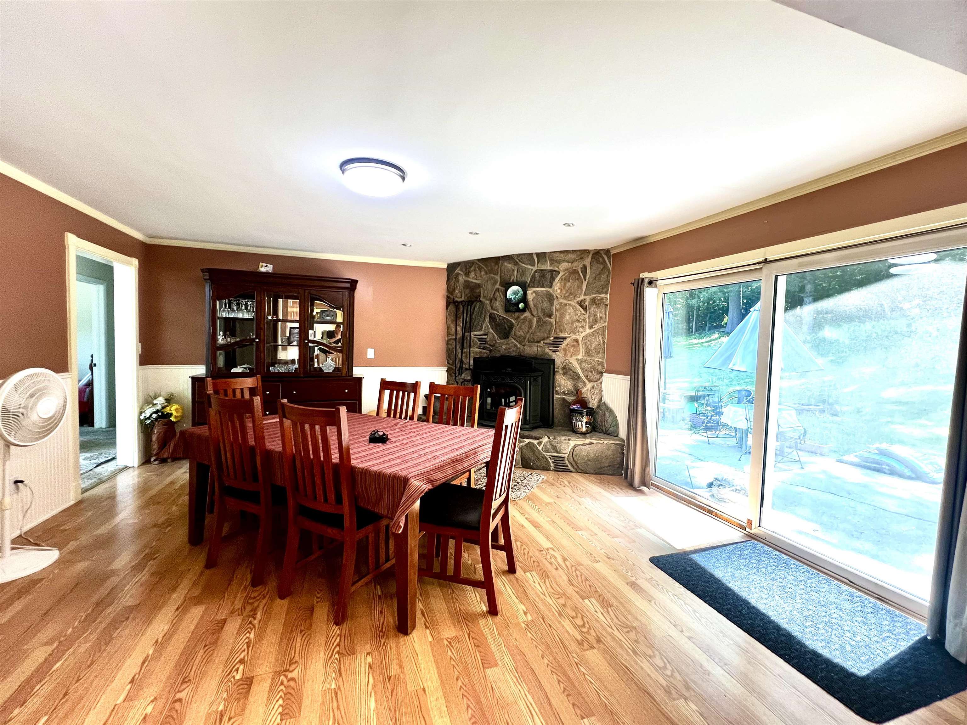1214 Campbell Road Property Photo 15