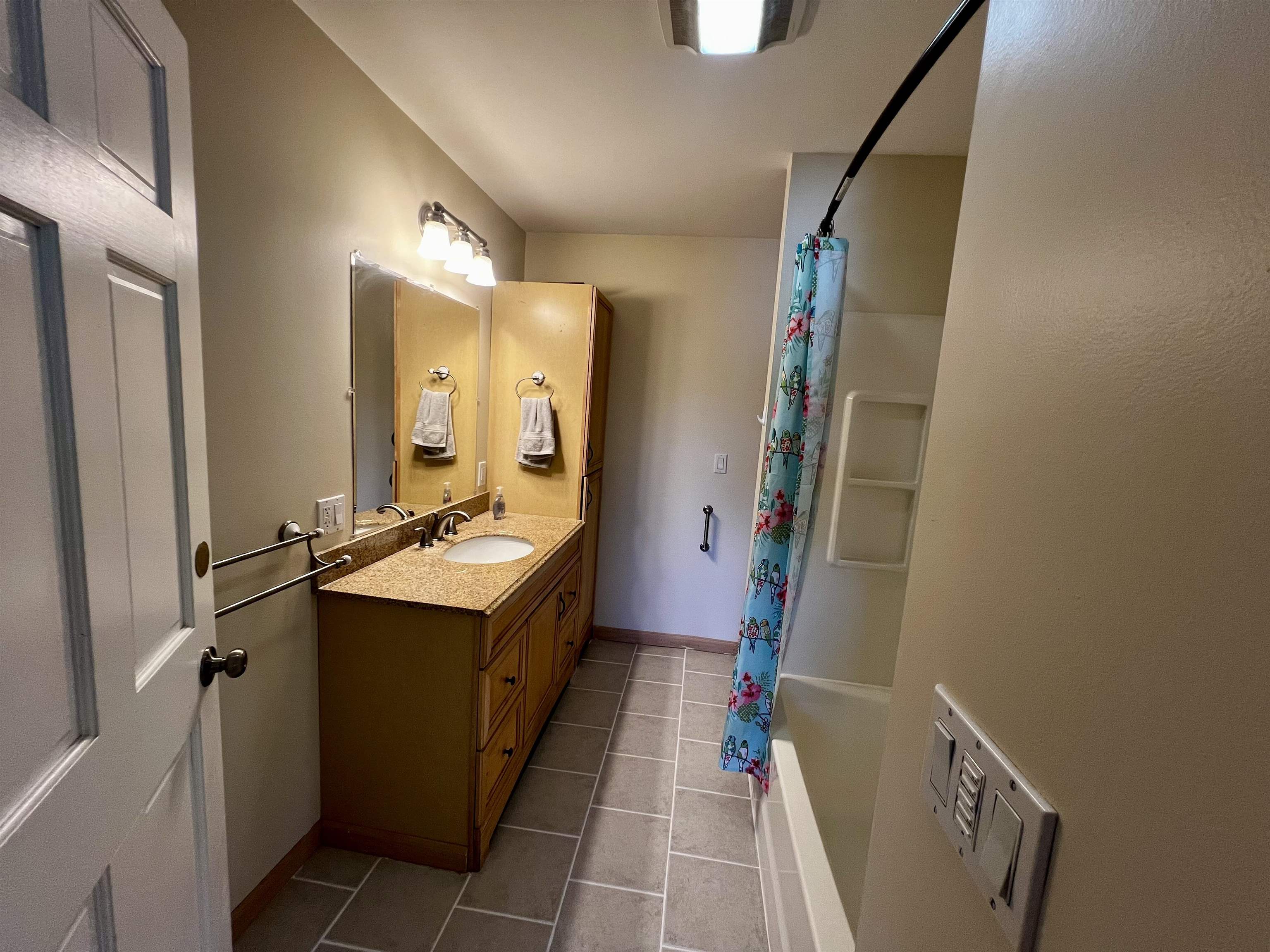 1214 Campbell Road Property Photo 21