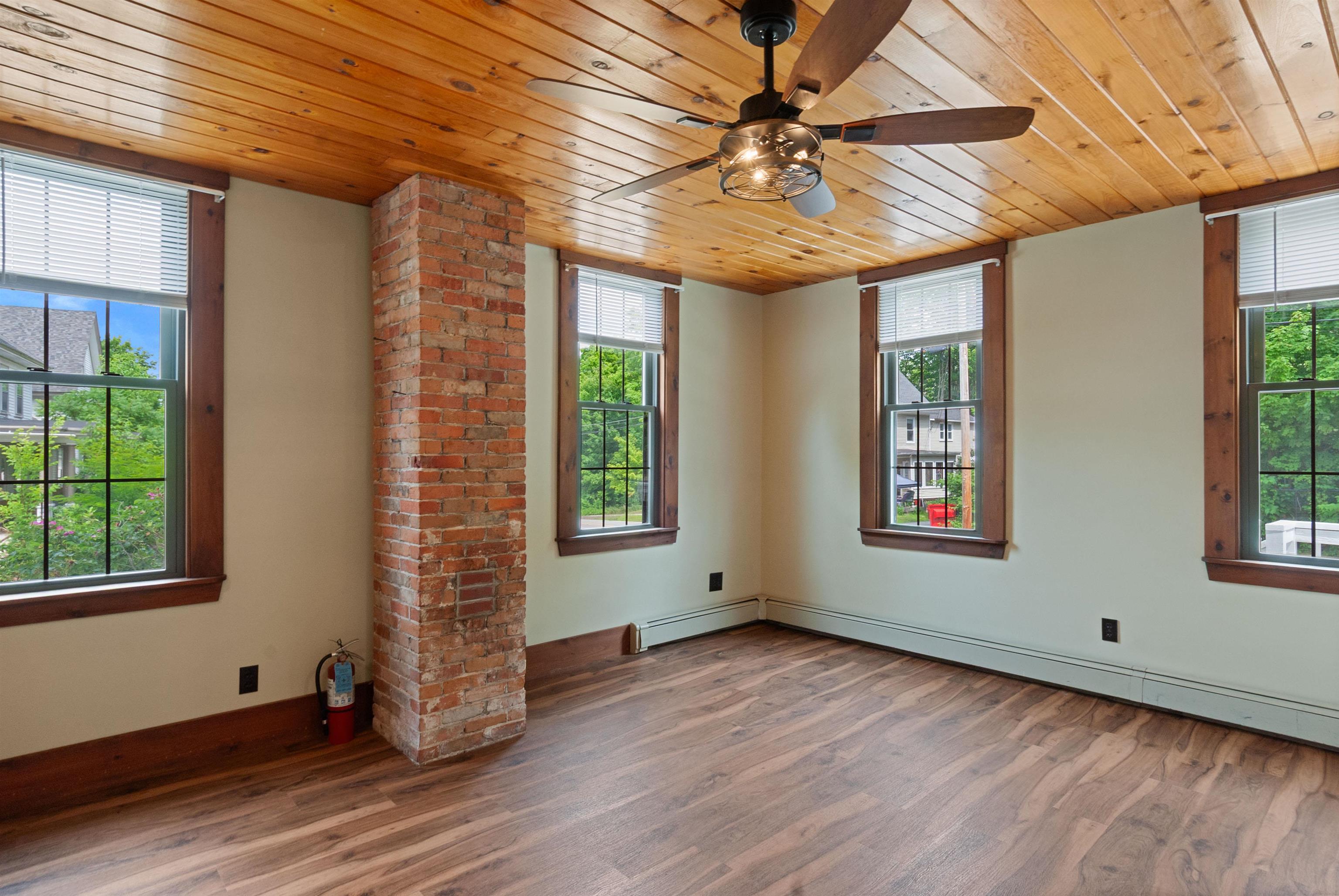 37 Tappan Street Property Photo 13