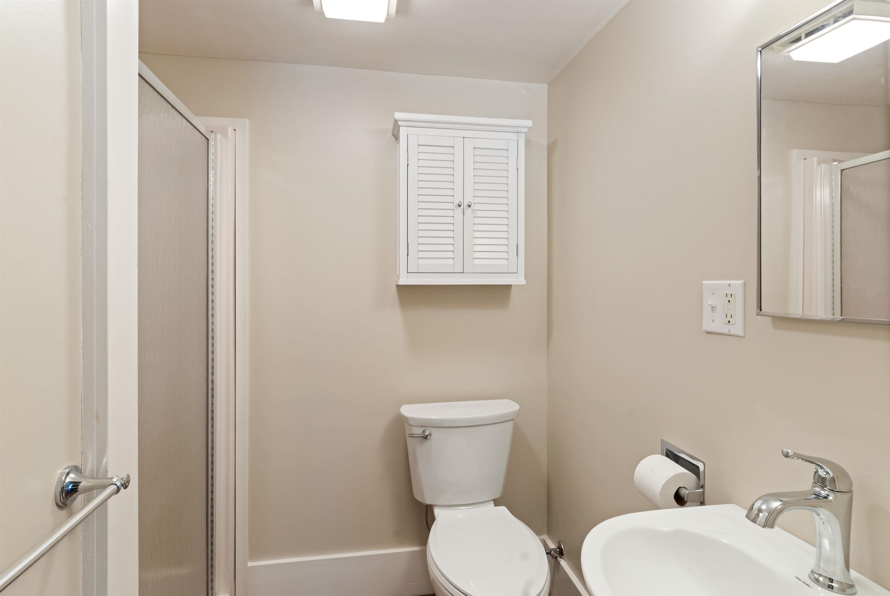 37 Tappan Street Property Photo 15