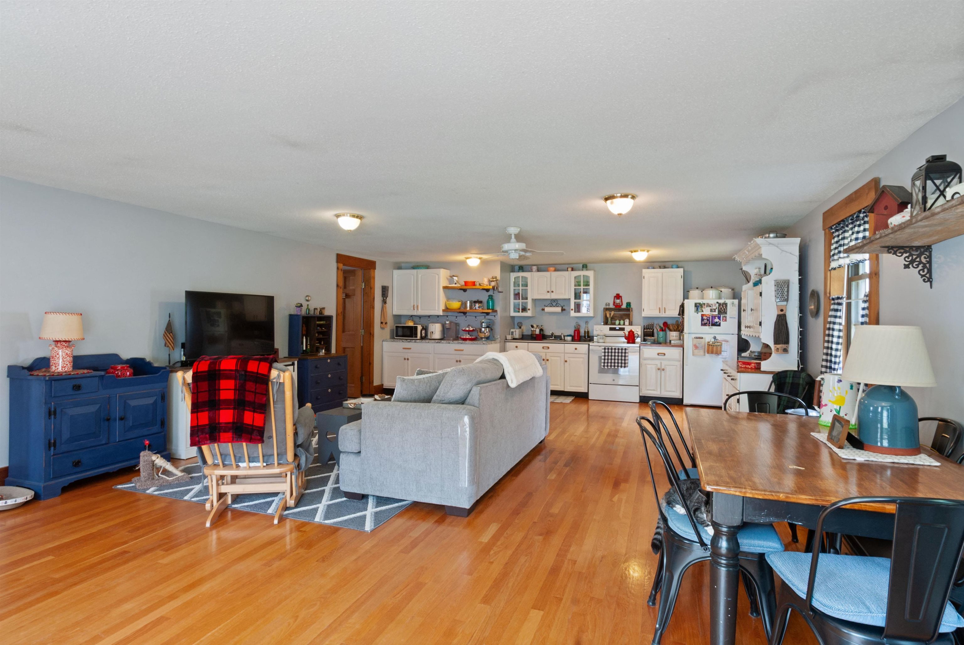 37 Tappan Street Property Photo 33