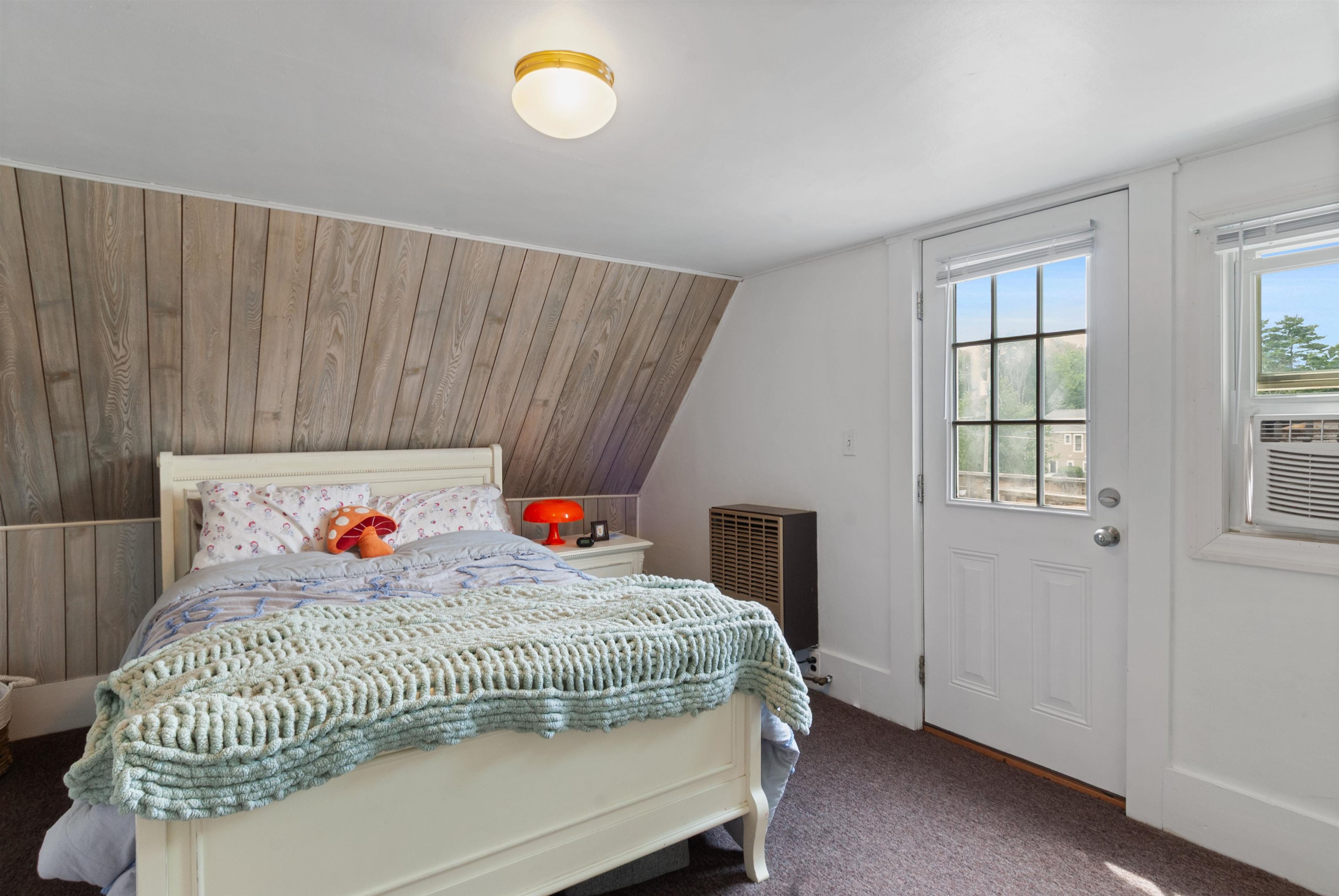37 Tappan Street Property Photo 41