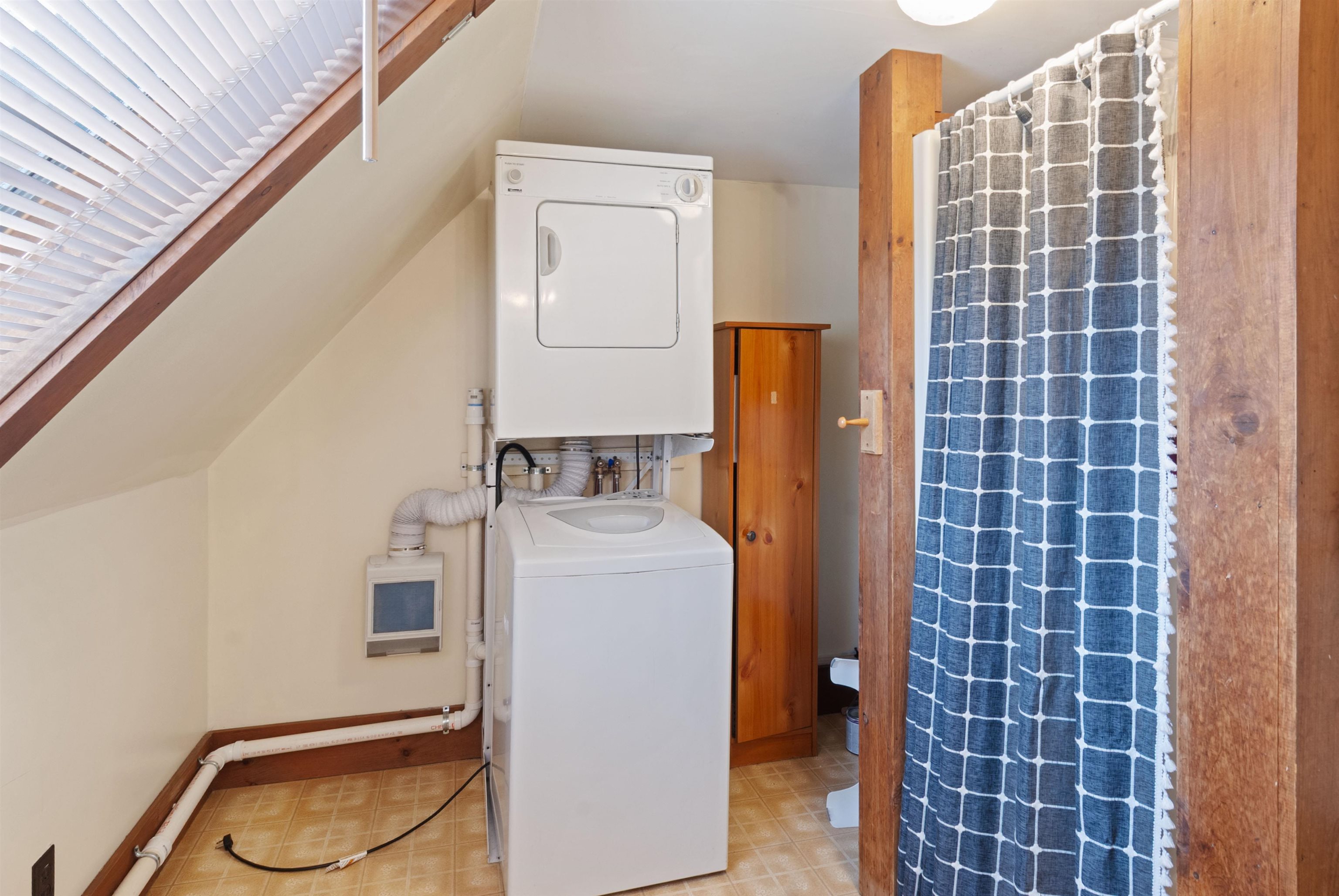 37 Tappan Street Property Photo 43