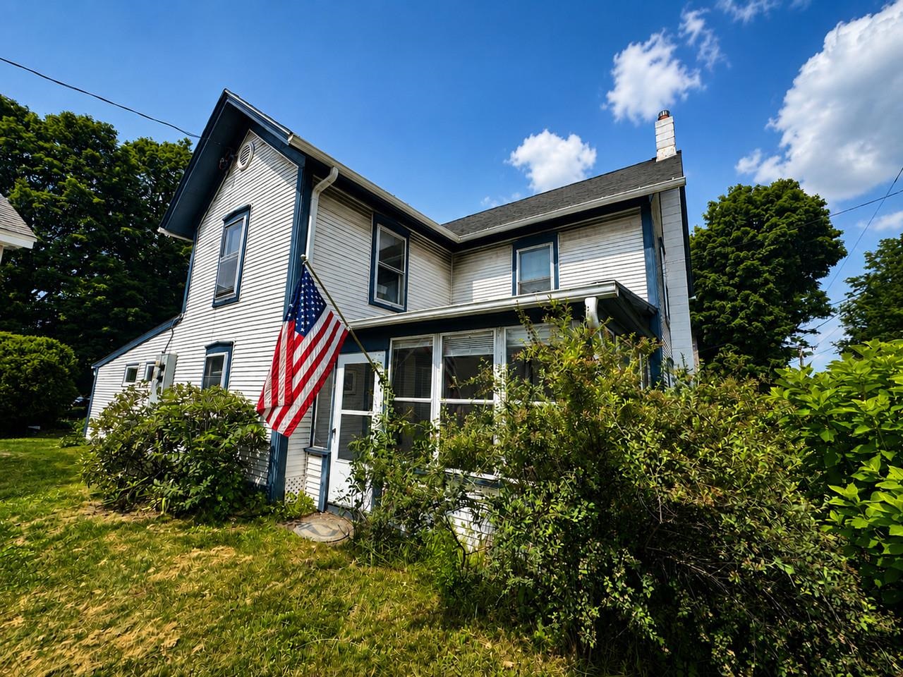 19 East Road Property Photo 1