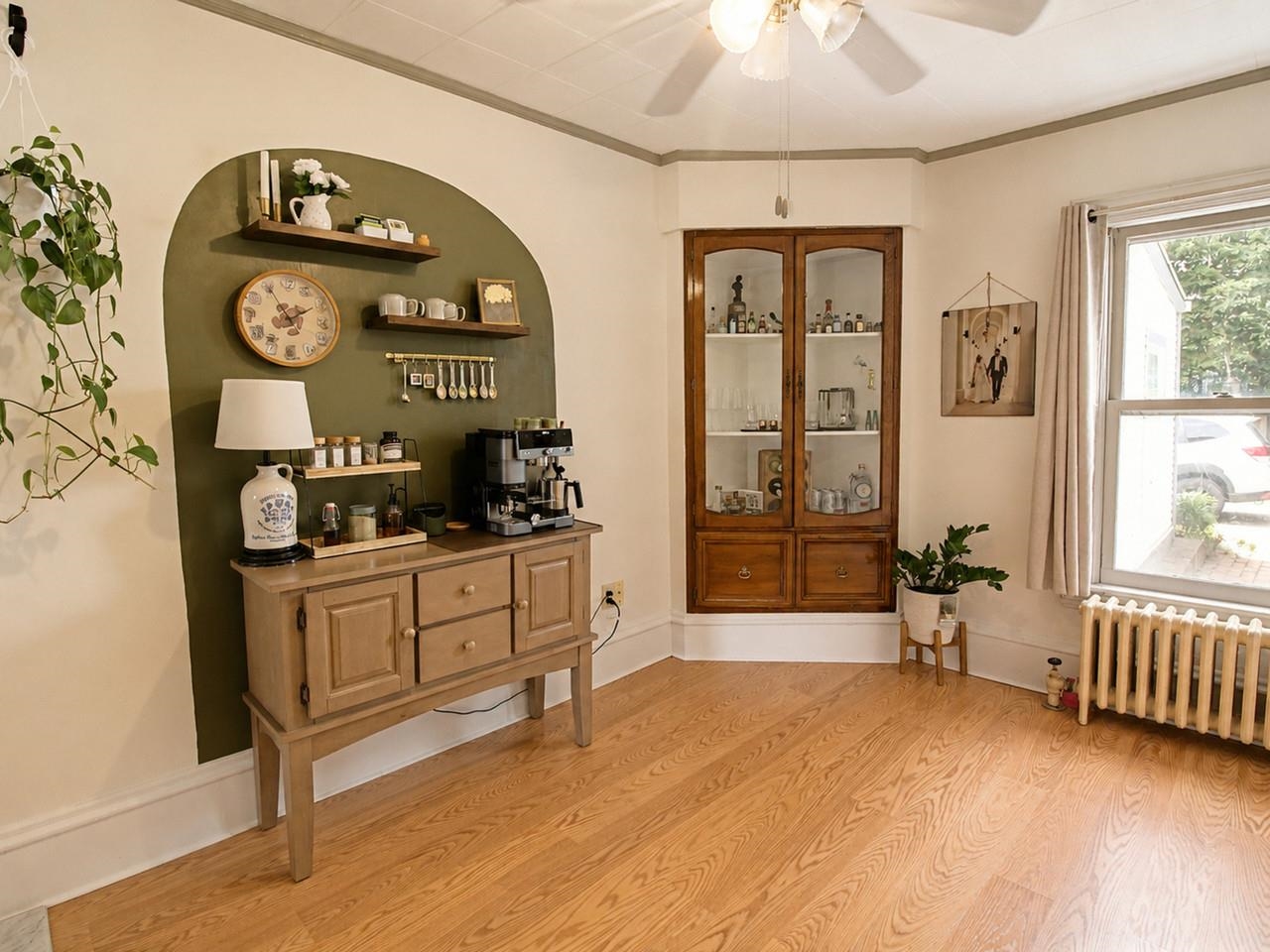 19 East Road Property Photo 6