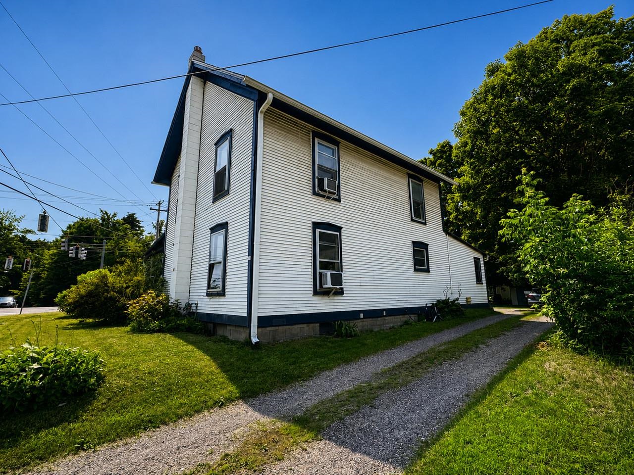 19 East Road Property Photo 30